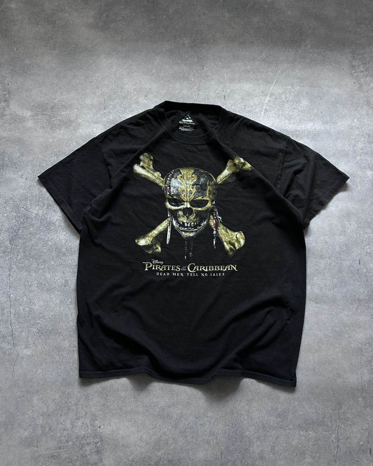 Disney × Vintage Disney Pirates of Caribbean “dead men tell no tales” shirt Size US XL / EU 56 / 4 - 2 Thumbnail
