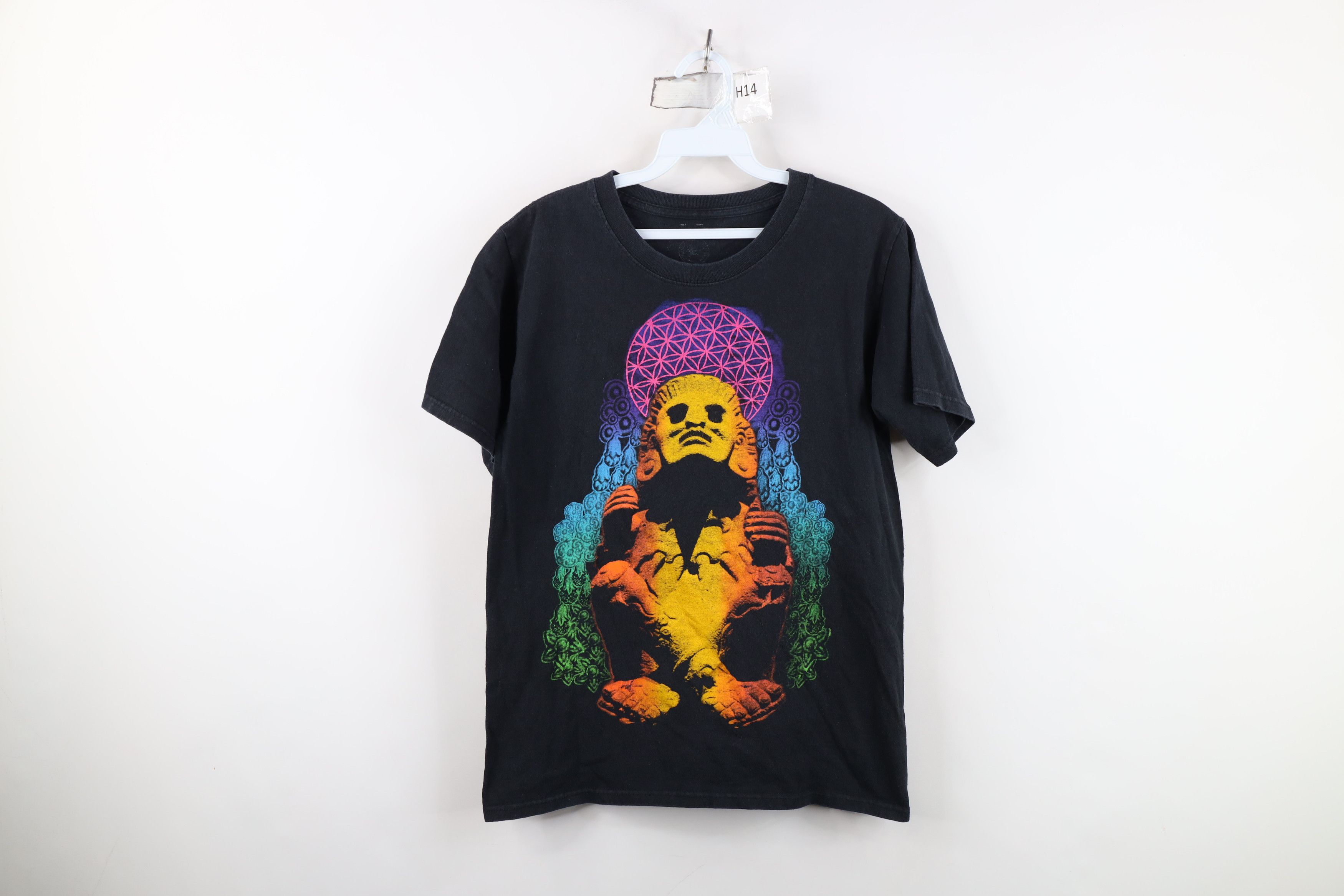 Vintage Vintage Streetwear Mayan Statue God Flower of Life T-Shirt Size S / US 4 / IT 40 - 1 Thumbnail