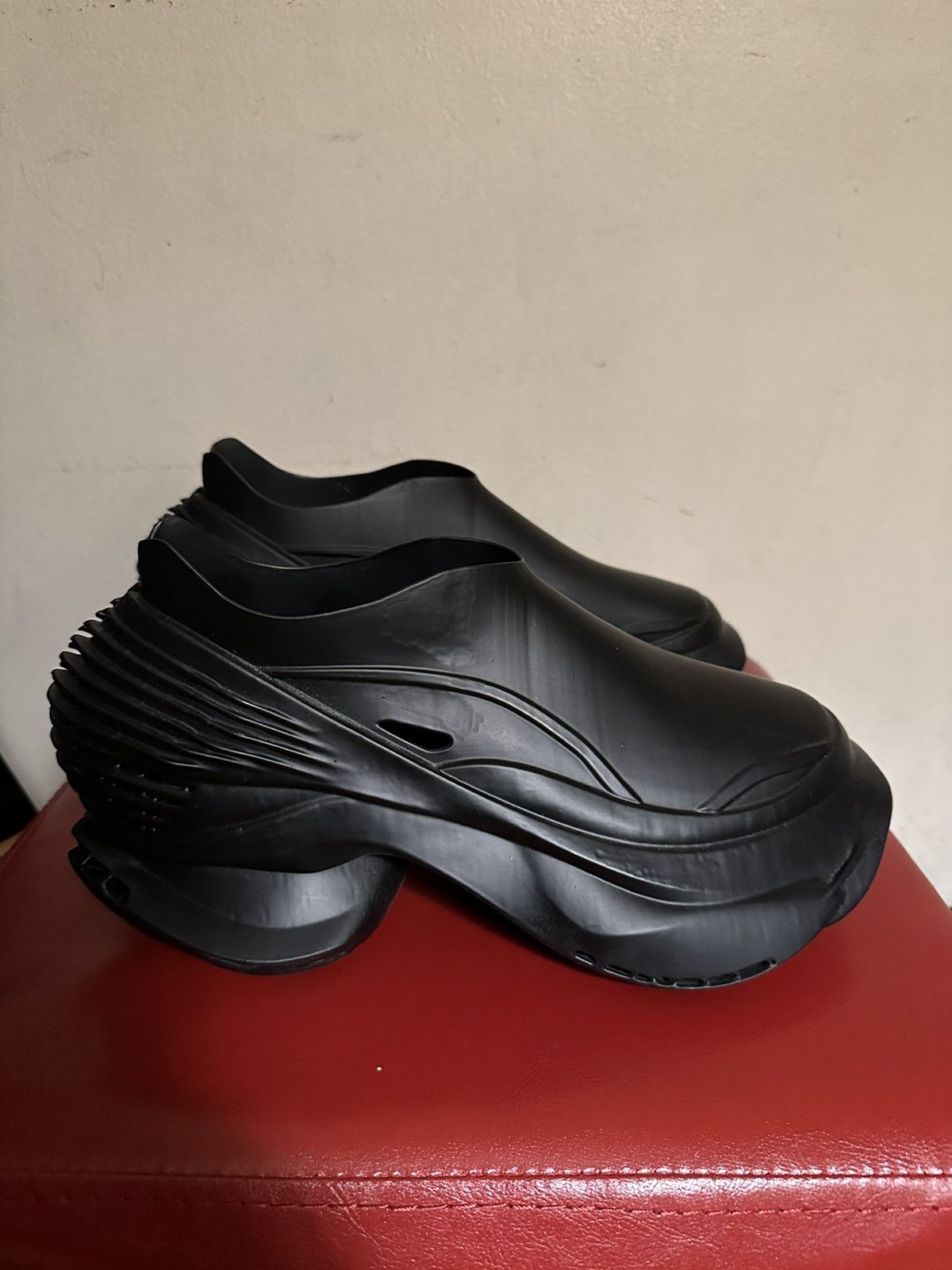 New Rock Scry Lab Surge Shadow Size US 7 / EU 40 - 4 Thumbnail