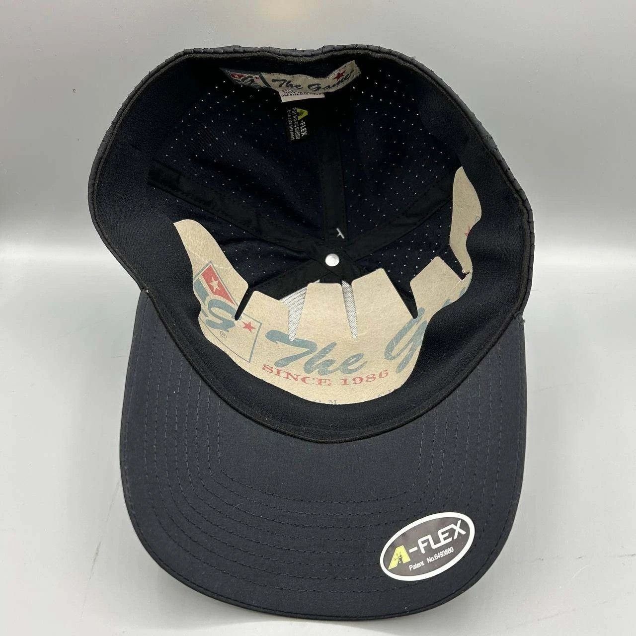 The Game Iowa Hawkeyes NCAA Hat Men Black M-L The Game Stretch Fitted Size ONE SIZE - 2 Thumbnail