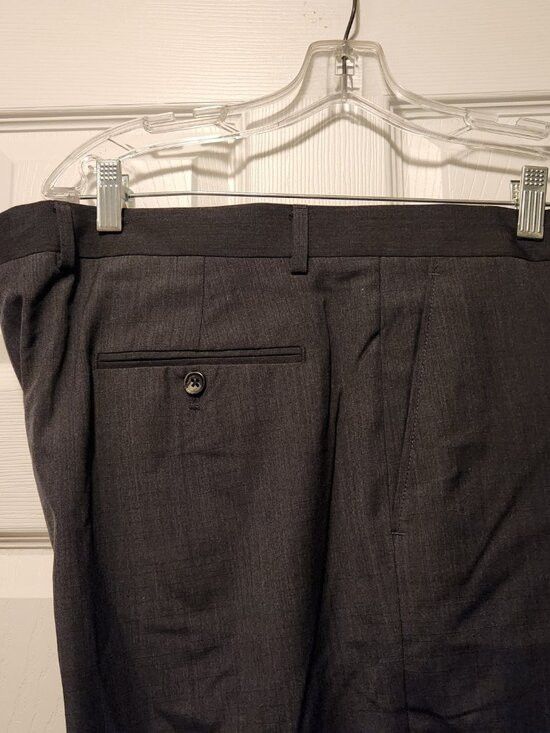 Jos. A. Bank Jos.a.bank reserve men's charcoal 100%wool dress pants 42/30 Size 42R - 2 Thumbnail