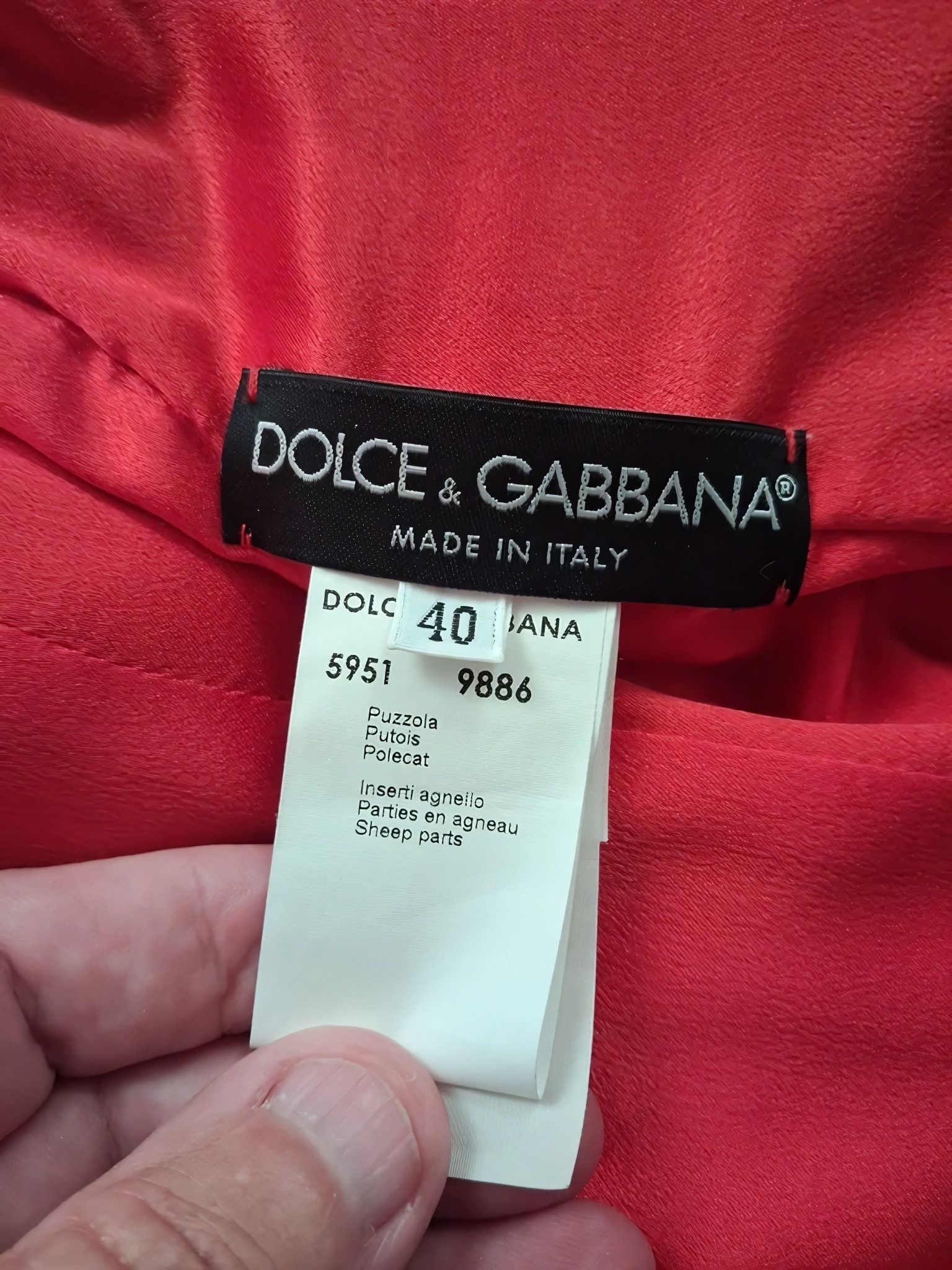 Dolce & Gabbana F/W 2001 RUNWAY POLECAT FUR CALF LENGTH COAT Size S / US 4 / IT 40 - 7 Thumbnail