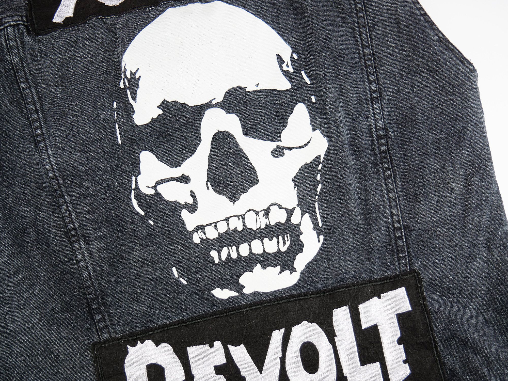 Band Tees Youth in Revolt vest Size US XL / EU 56 / 4 - 12 Thumbnail