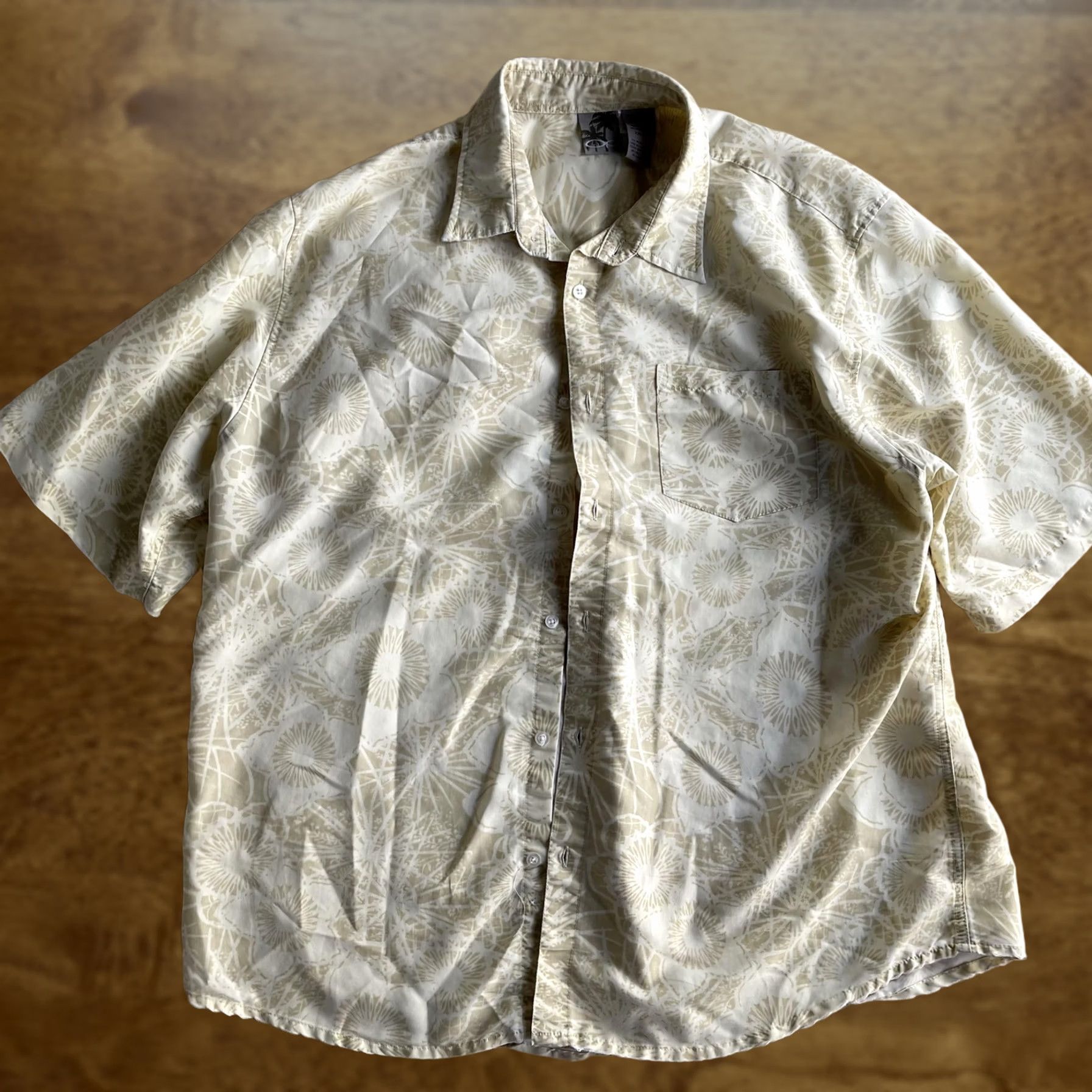 Ocean Pacific Ocean Pacific Shirt Mens 2XL Beige Floral Hawaiian Tropical Short Button Up Size US XXL / EU 58 / 5 - 1 Thumbnail