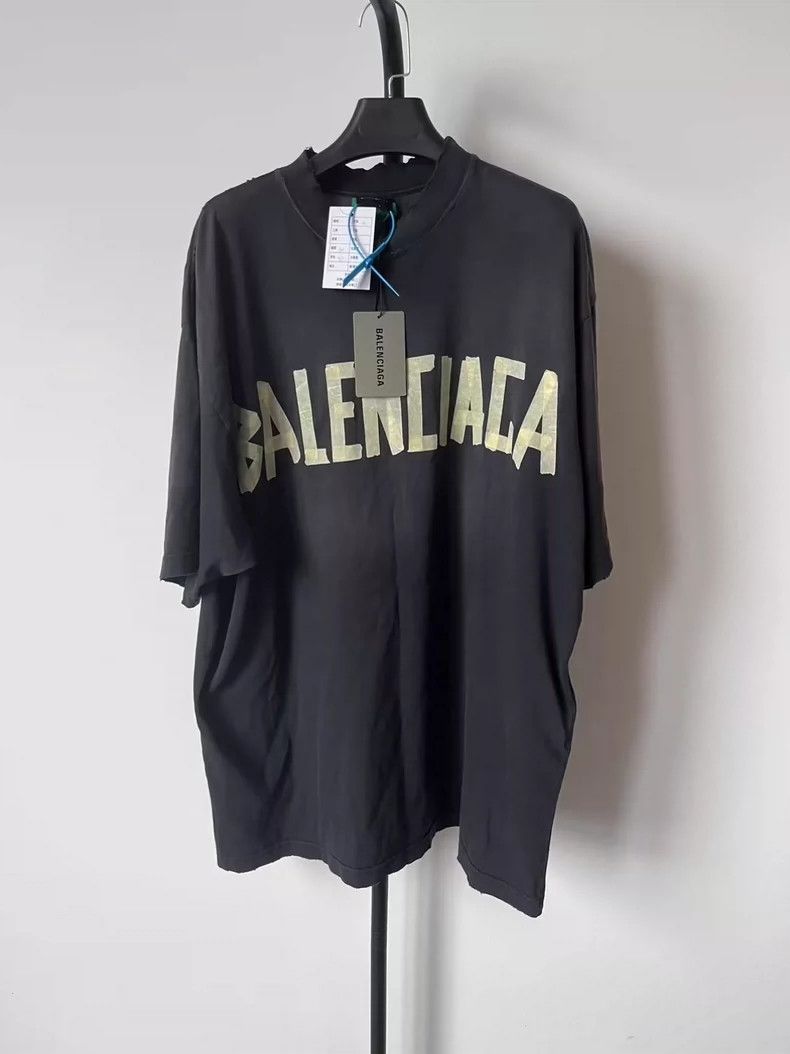 Balenciaga Balenciaga Tape Letter Logo Printed Crew Neck Short Sleeve Size US M / EU 48-50 / 2 - 1 Thumbnail