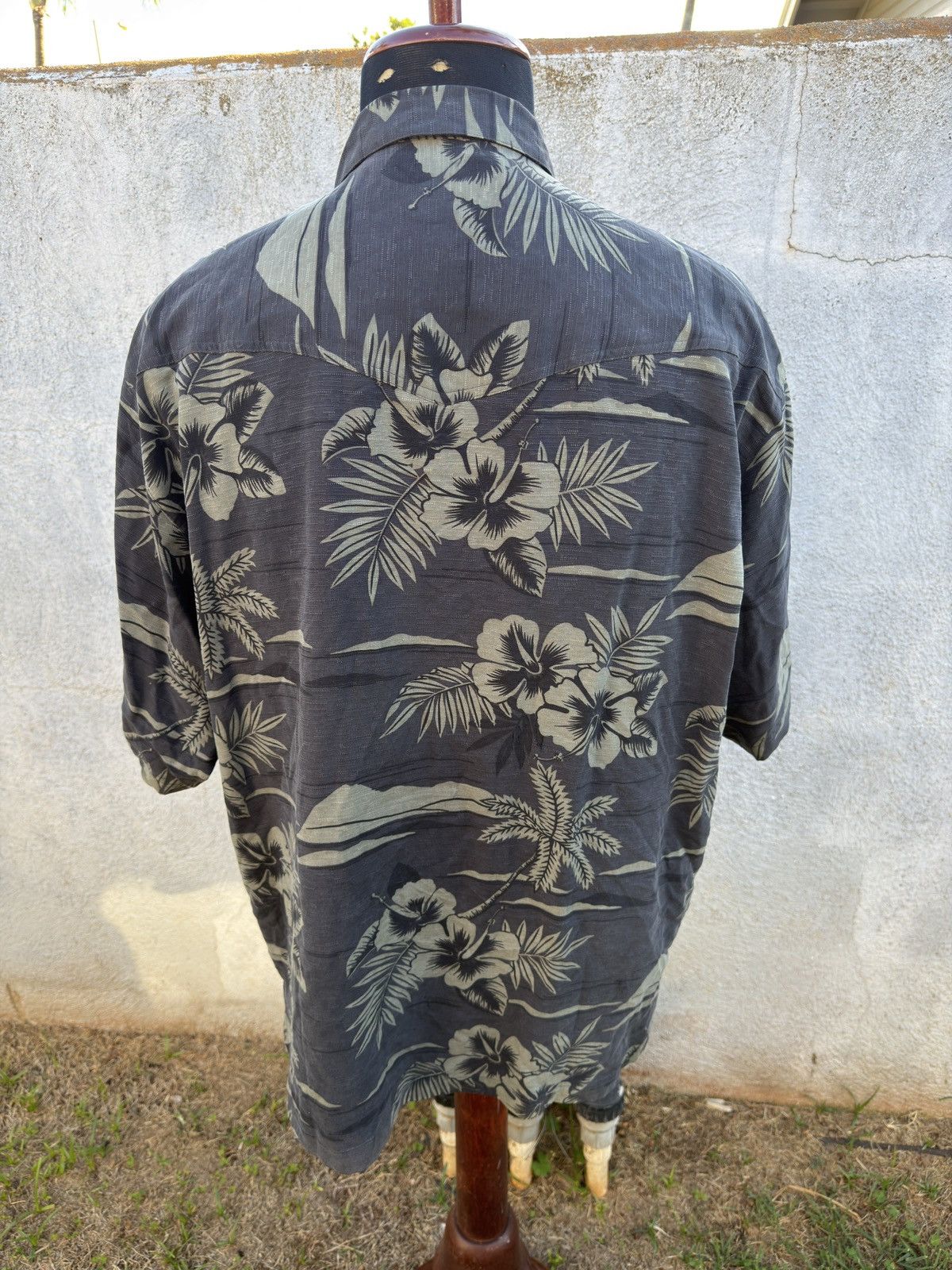 Tommy Bahama PreOwned Tommy Bahama Hawaiian Print Men's L 100% Silk Size US L / EU 52-54 / 3 - 2 Thumbnail