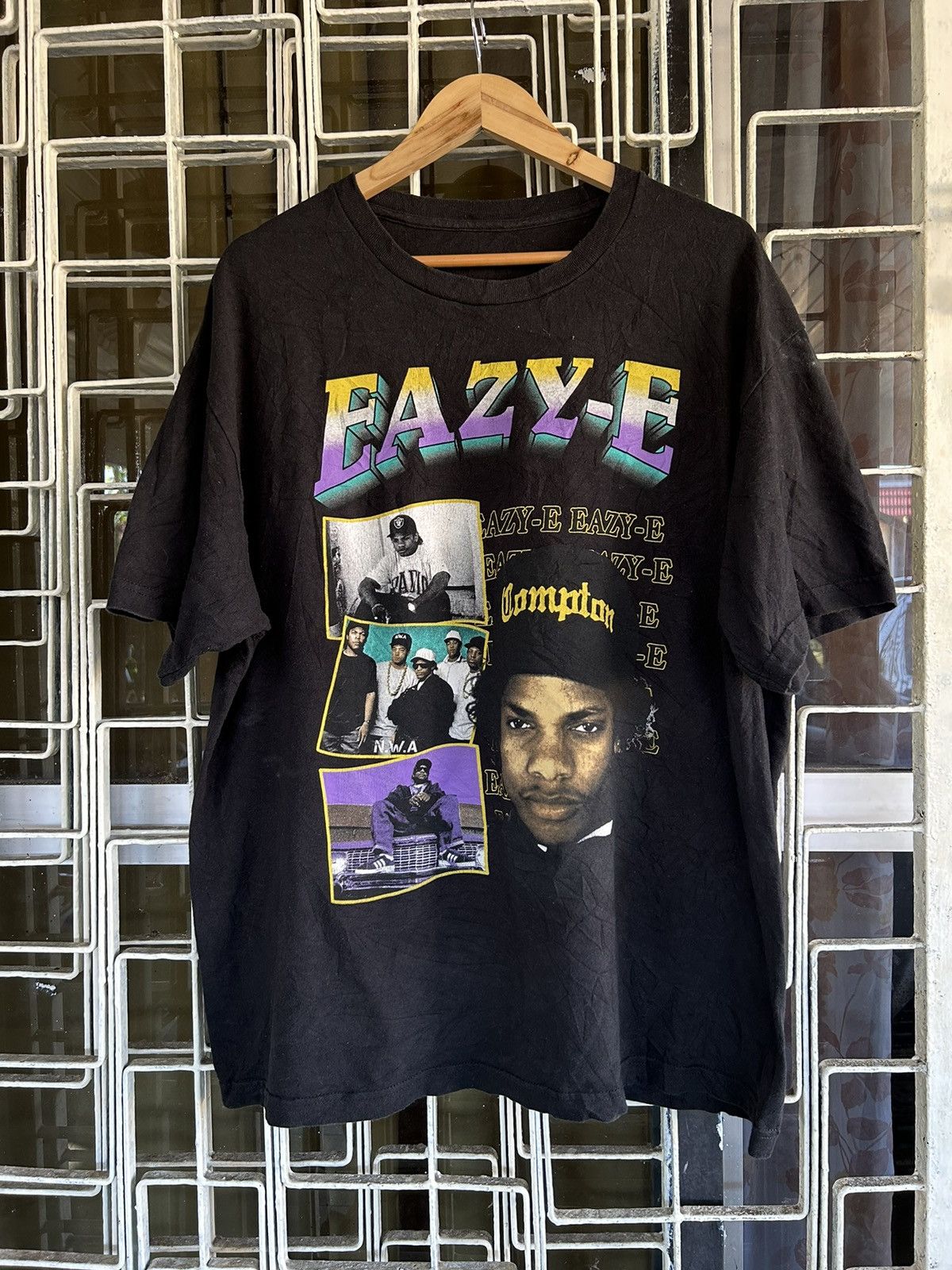 image of Band Tees x Rap Tees Vintage Eazy-E Rap Compton in Black, Men's (Size XL)