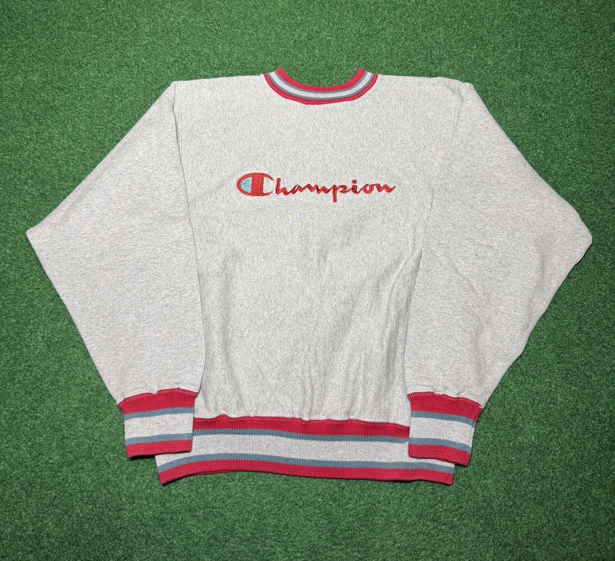 Champion Vintage Champion Reverse Weave Spellout Small Sweatshirt Size S / US 4 / IT 40 - 1 Thumbnail