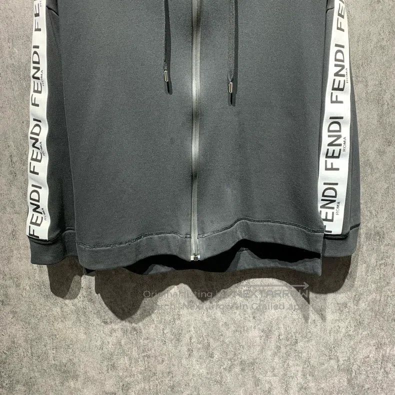 Fendi Fendi Hooded Zippered Logo Jacket Size M / US 6-8 / IT 42-44 - 6 Thumbnail