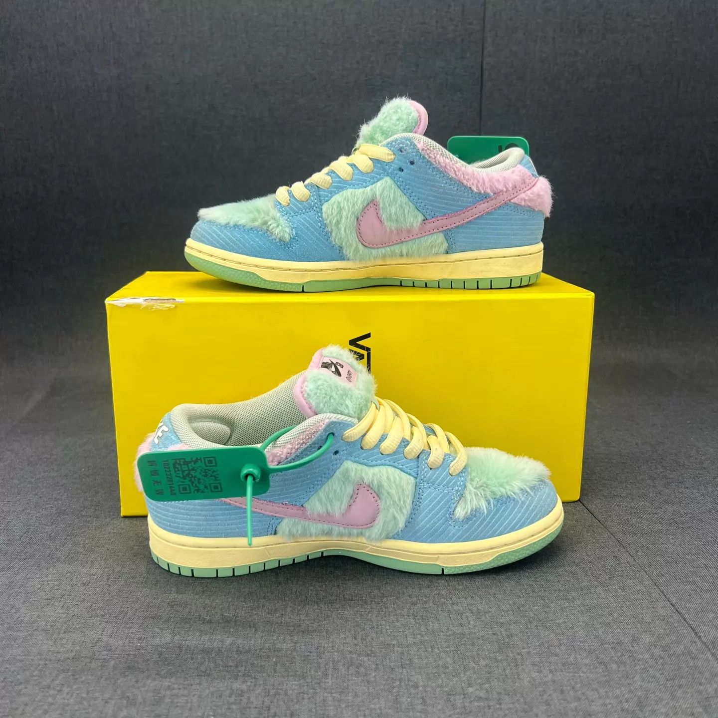 Verdy Women's Verdy x Nike Dunk SB Blue Pink Green 36.5 Size US 4.5 / IT 34.5 - 3 Thumbnail