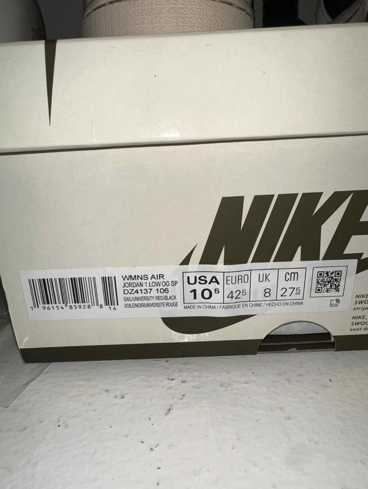 Jordan Brand × Nike × Travis Scott Travis Scott Jordan 1 Low Olive Size US 9 / EU 42 - 9 Thumbnail