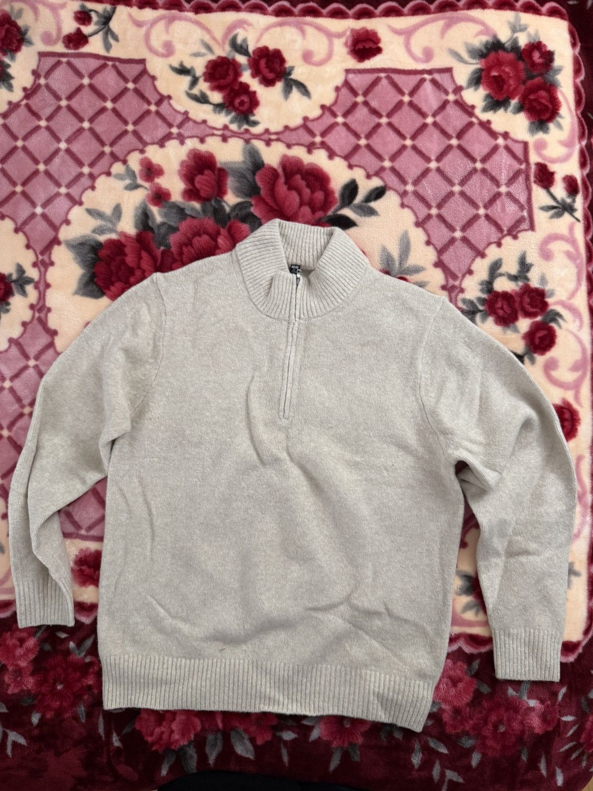 Uniqlo Uniqlo Quarter Zip “Oatmeal” Size XL 🔥 Size US XL / EU 56 / 4 - 1 Thumbnail