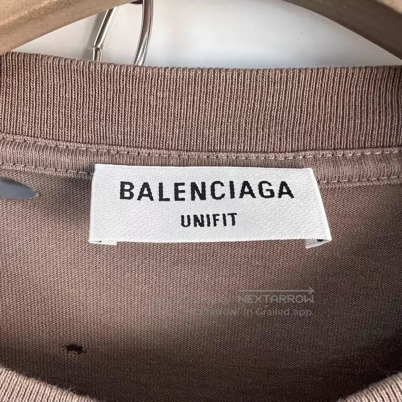 Balenciaga Balenciaga Large Hole Logo Lettering Print Round Neck T-Sh Size US XS / EU 42 / 0 - 4 Thumbnail