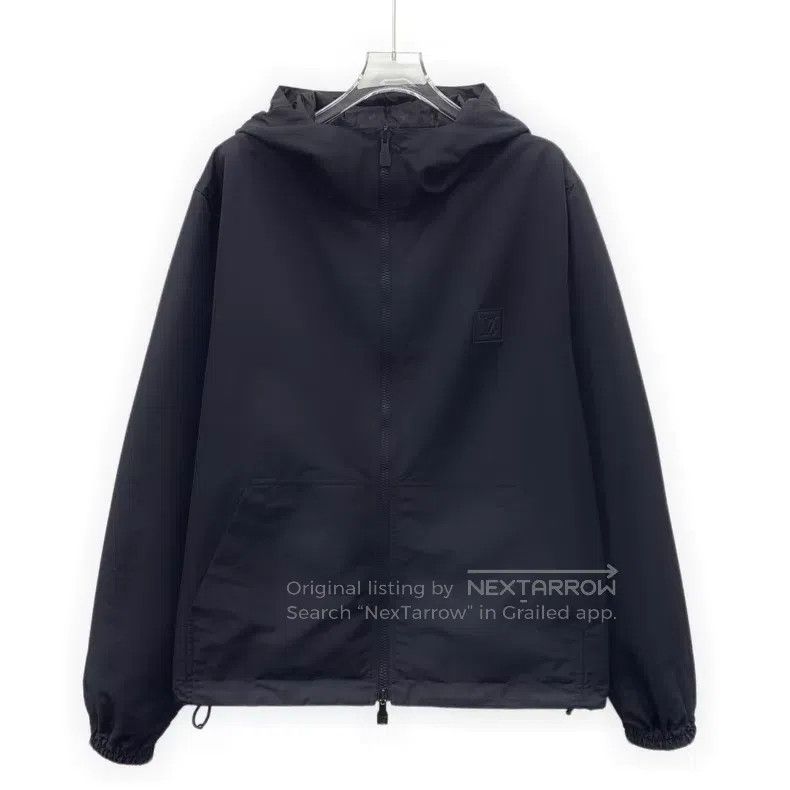 Louis Vuitton Louis Vuitton 25 black logo full print hooded zip long sle Size US M / EU 48-50 / 2 - 3 Thumbnail