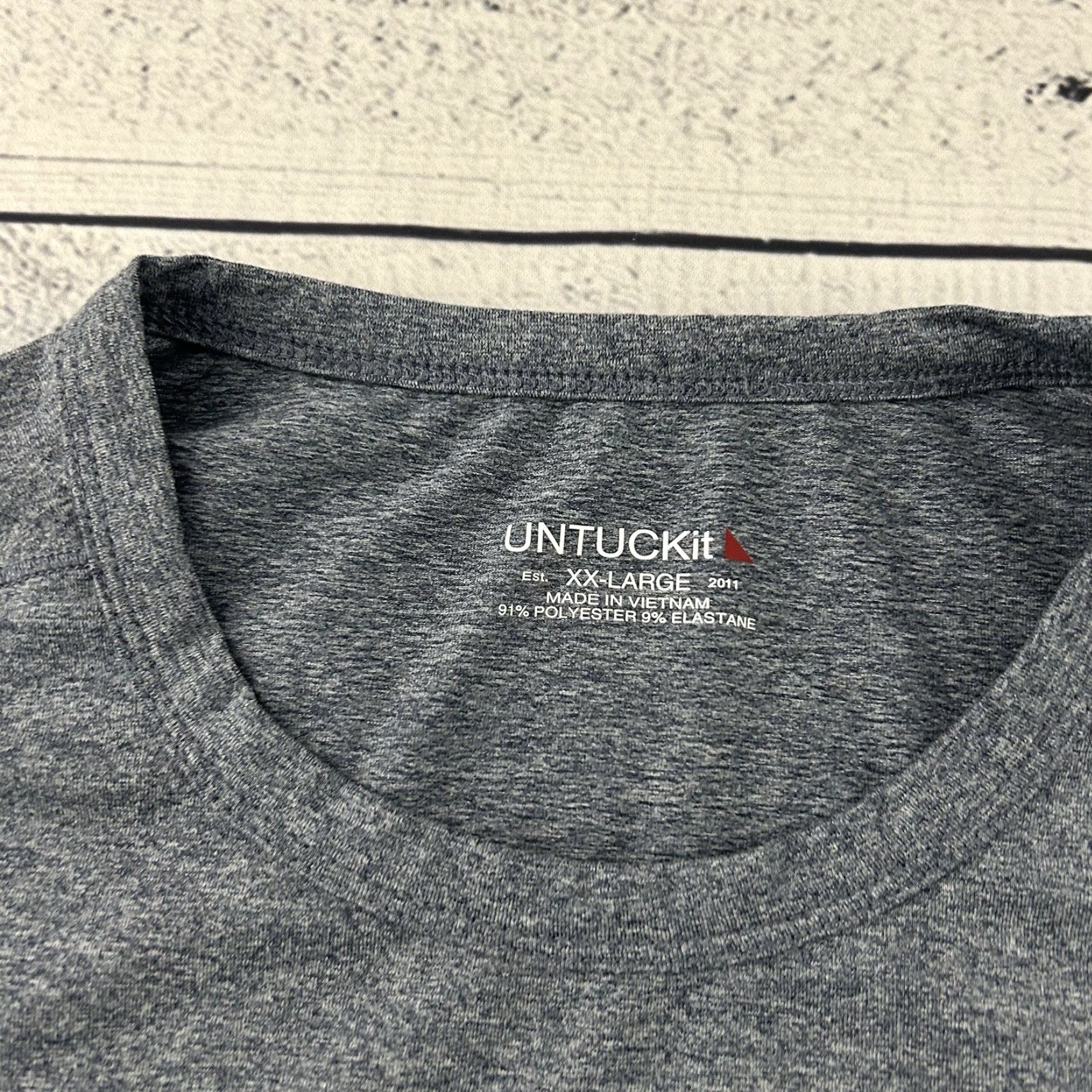 UNTUCKit UNTUCKit T-Shirt Men XXL Blue Short Sleeve Clarendon Blank Untuckit Size US XXL / EU 58 / 5 - 2 Thumbnail