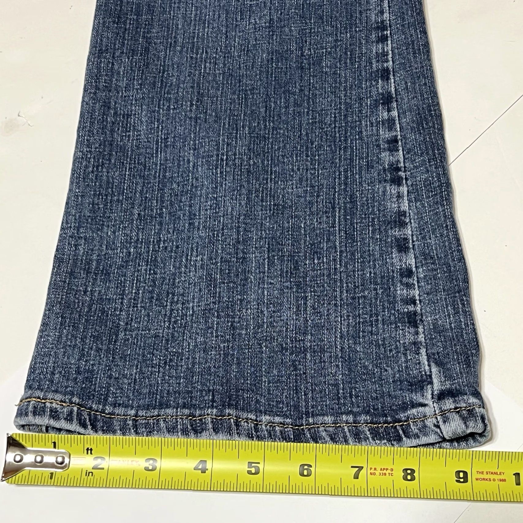 Levi's Levis 518 Jeans Womens Bootcut Jeans 34x31 Blue Denim Y2K Retro Stretch 5-Pocket Regular Rise Mid 8.5-10.5in Leather? (Note: avoid adding new info) Size 34" / US 12 / IT 48 - 7 Thumbnail