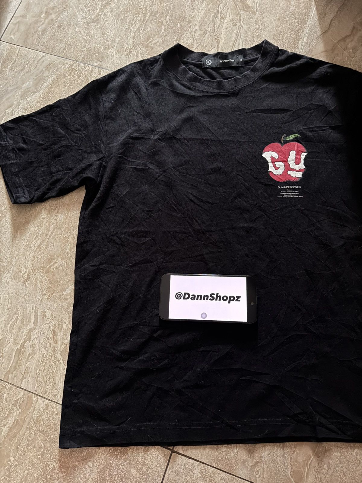 Undercover ‼️RARE‼️ Undercover X GU Jun Takahashi Apple Tee Size US M / EU 48-50 / 2 - 1 Thumbnail