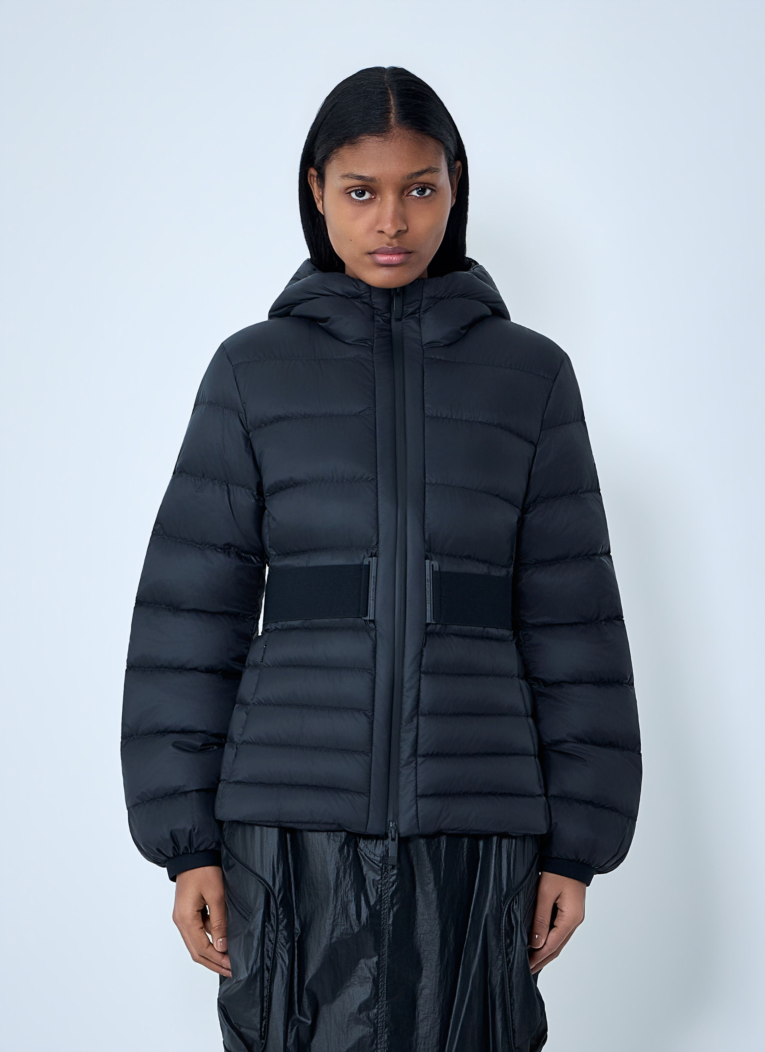 Moncler Magnolia Jacket Size M / US 6-8 / IT 42-44 - 1 Thumbnail