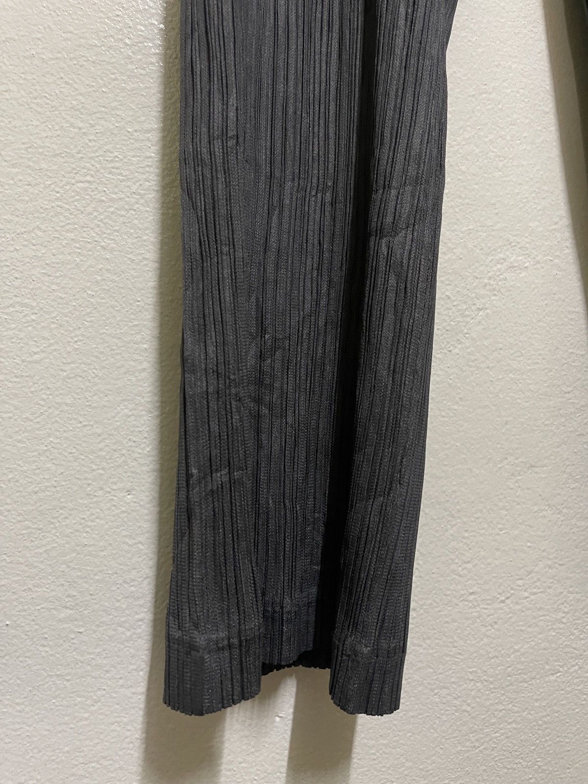 Pleats Please Issey Miyake PLEATS PLEASE High-Waist Tapered Leg Trousers Size 30" / US 8 / IT 44 - 3 Thumbnail