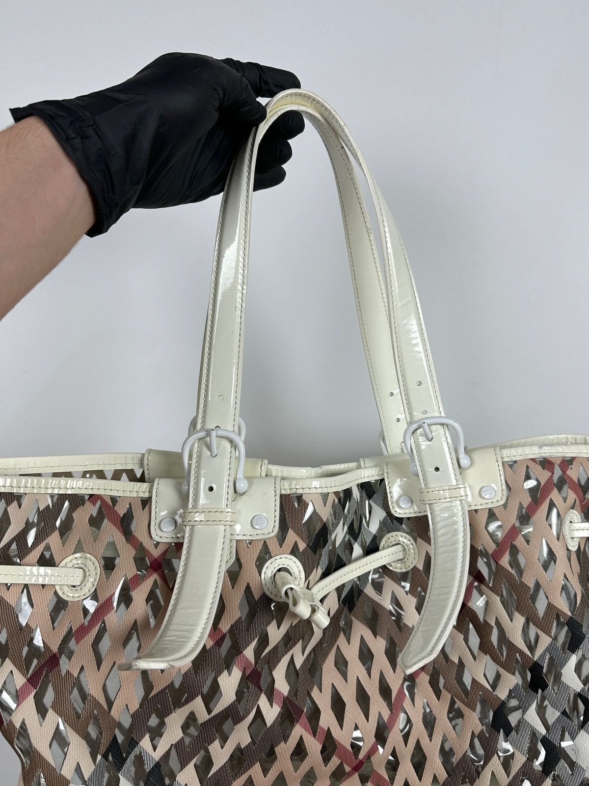 Burberry Vintage Burberry Supernova Check Net Bucket PVC Shoulder Bag Size ONE SIZE - 17 Thumbnail