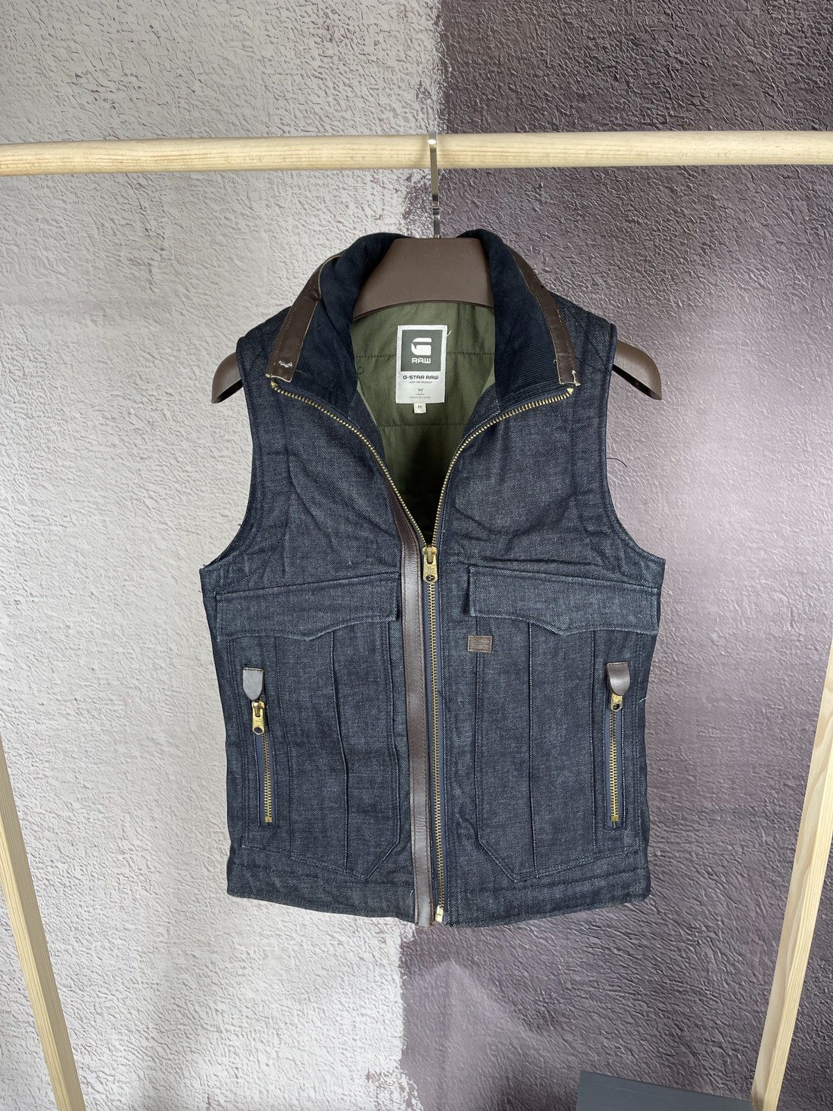 image of G Star Raw x Gstar G-Star Raw Oregon Jkt Slss/fost Dnm/rw Vest Gilet in Blue, Men's (Size Medium)