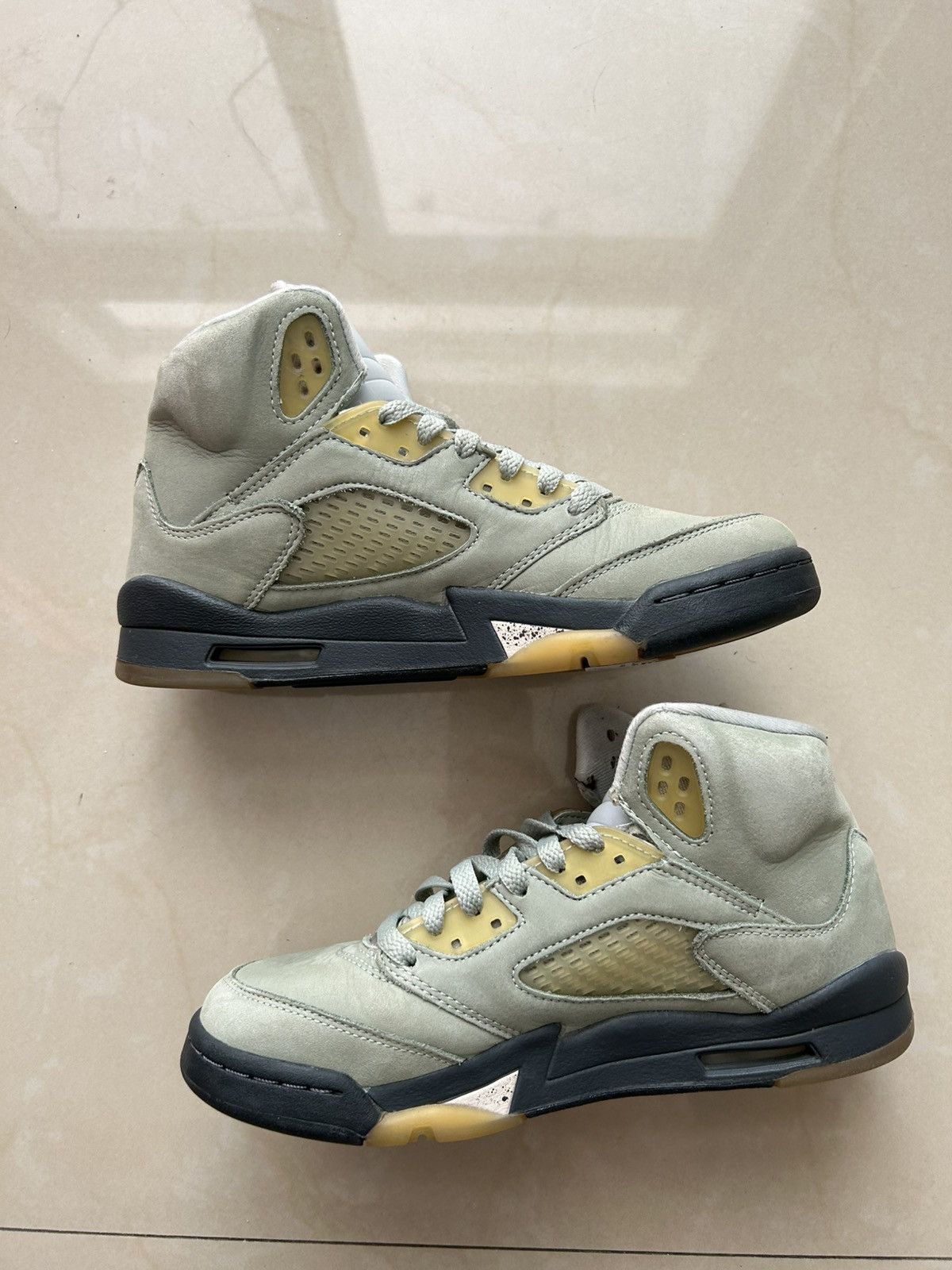 Jordan Brand Jordan 5 Green Bean Size US 6.5 / EU 39-40 - 2 Thumbnail