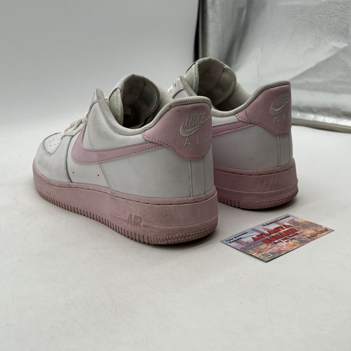 Nike Air Force 1 low white pink sole Size US 9 / EU 42 - 4 Thumbnail