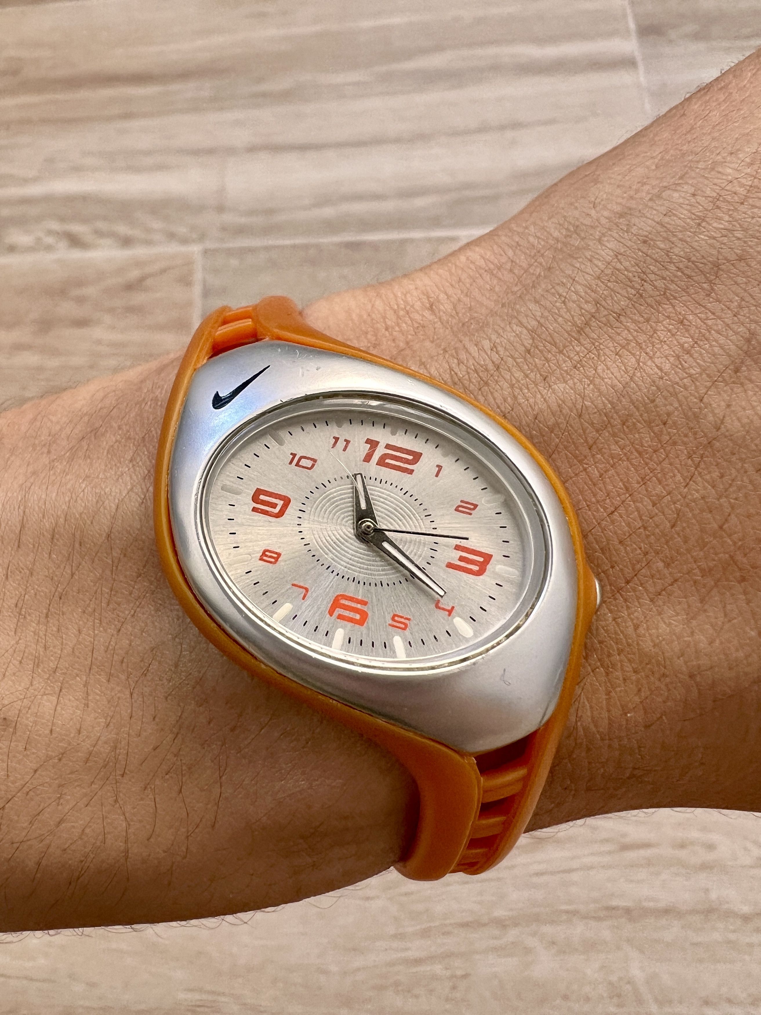 00s NIKE TRIAX analog watch Y2K