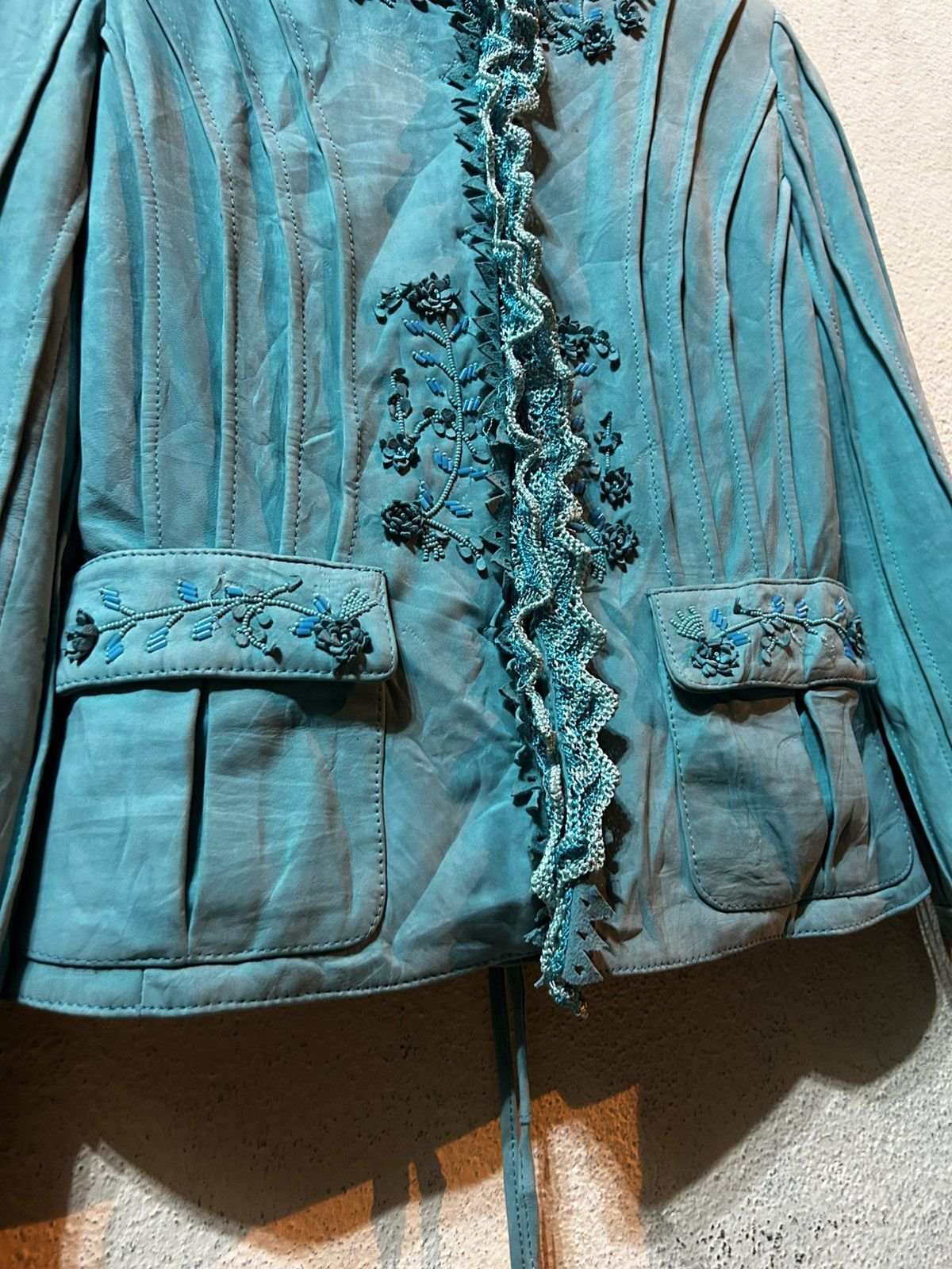 Roberto Cavalli Class Cavalli Intricate Embroidery & Ruffles Leather Jacket Size M / US 6-8 / IT 42-44 - 6 Thumbnail