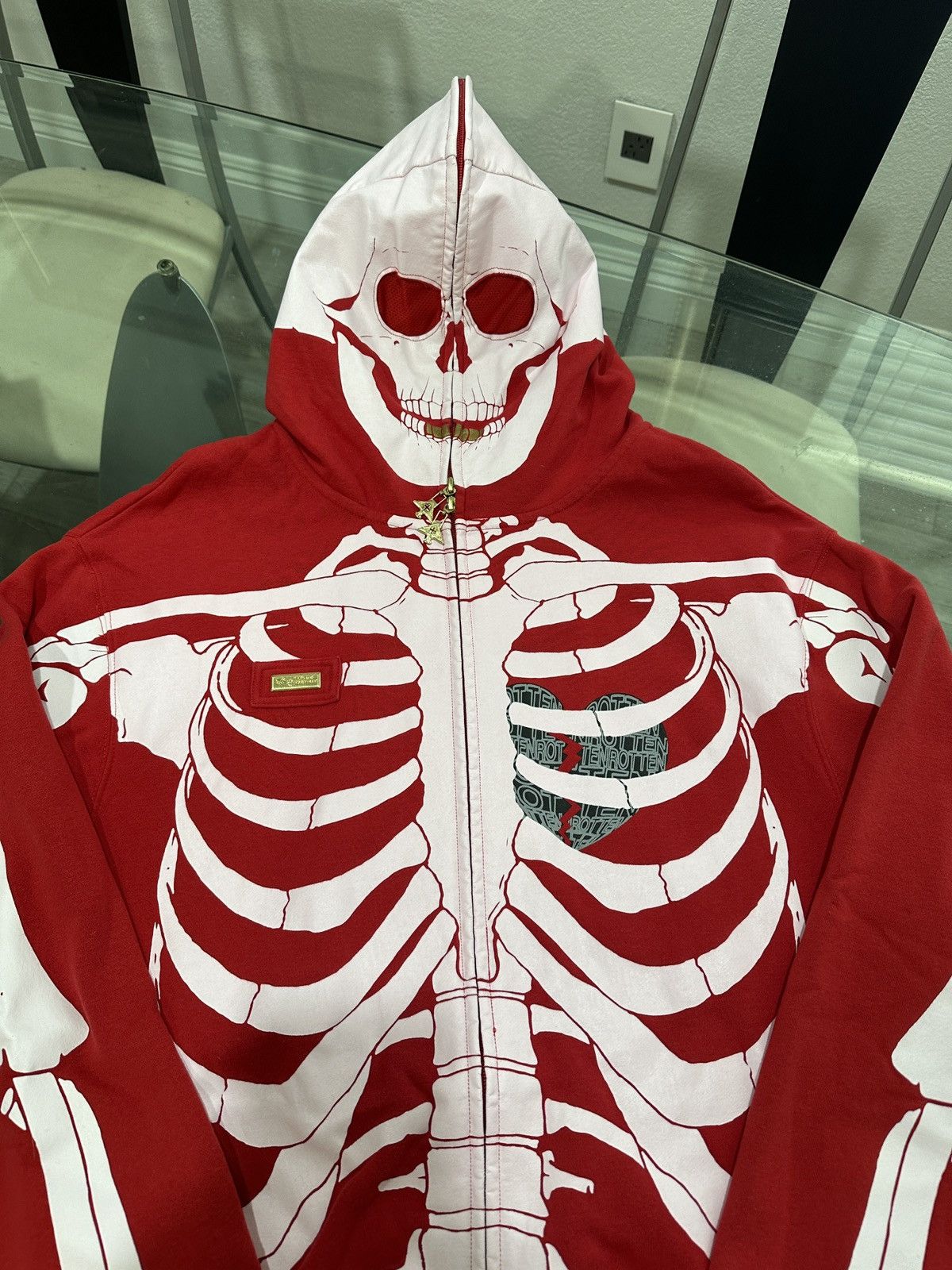 Lrg skeleton hoodie red hotsell