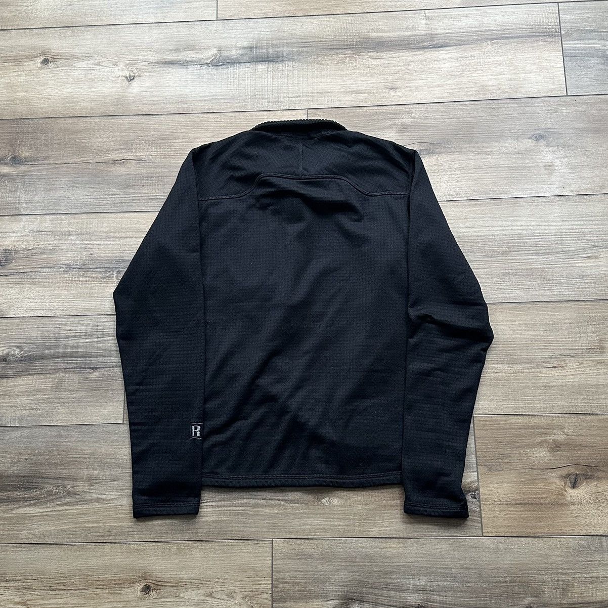 Patagonia Vintage 2000s Patagonia R1 Black Quarter Zip Pullover Size US S / EU 44-46 / 1 - 8 Thumbnail