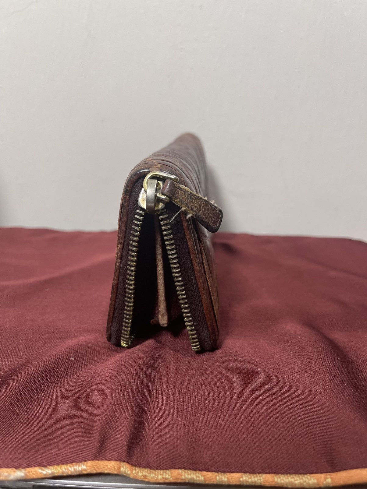 Miu Miu VINTAGE MIU MIU MATELASSÉ LEATHER ZIP-AROUND WALLET Size ONE SIZE - 4 Thumbnail