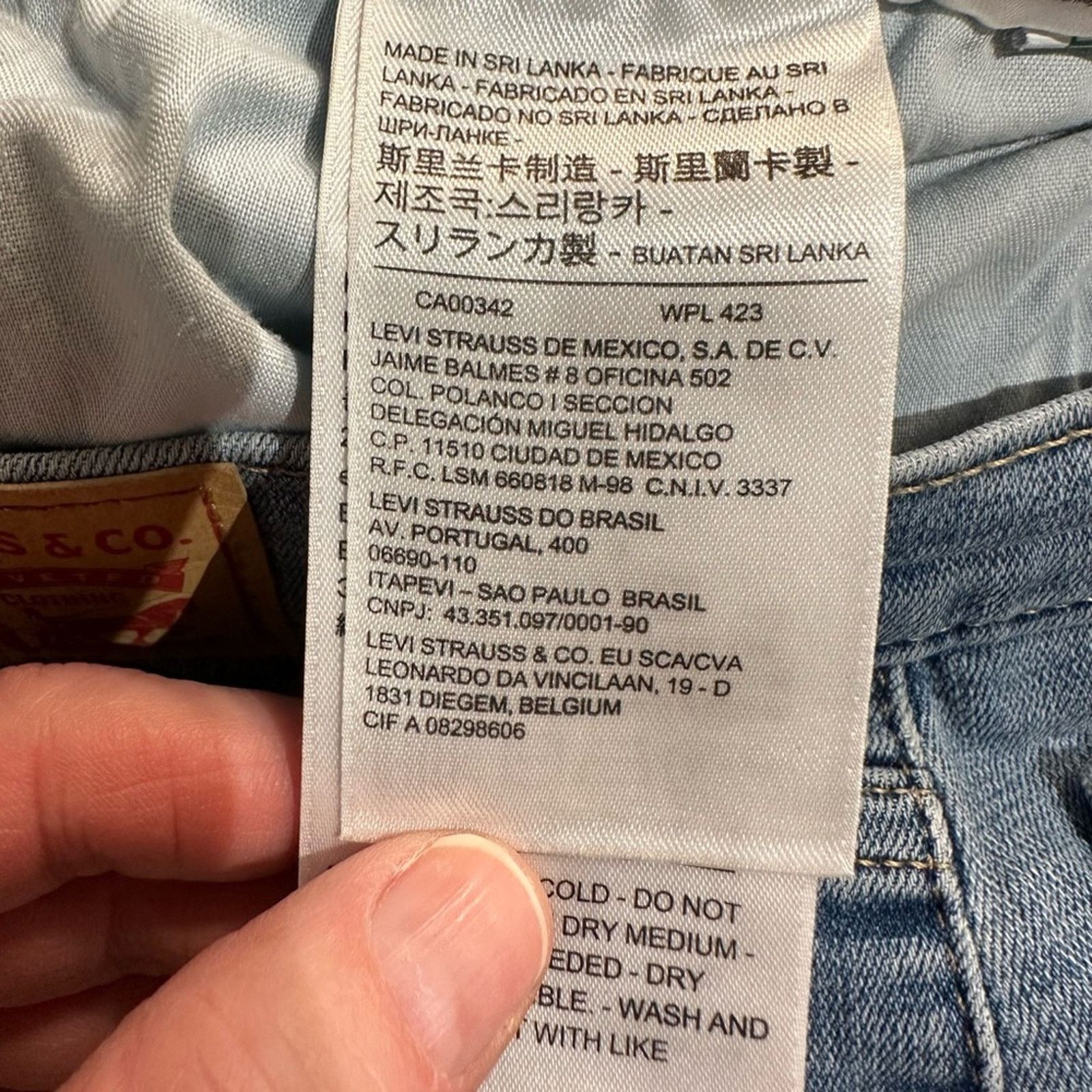 Levi's Levi's Size 30 Bermuda Denim Shorts Cotton Elastin Size 30" / US 8 / IT 44 - 4 Thumbnail