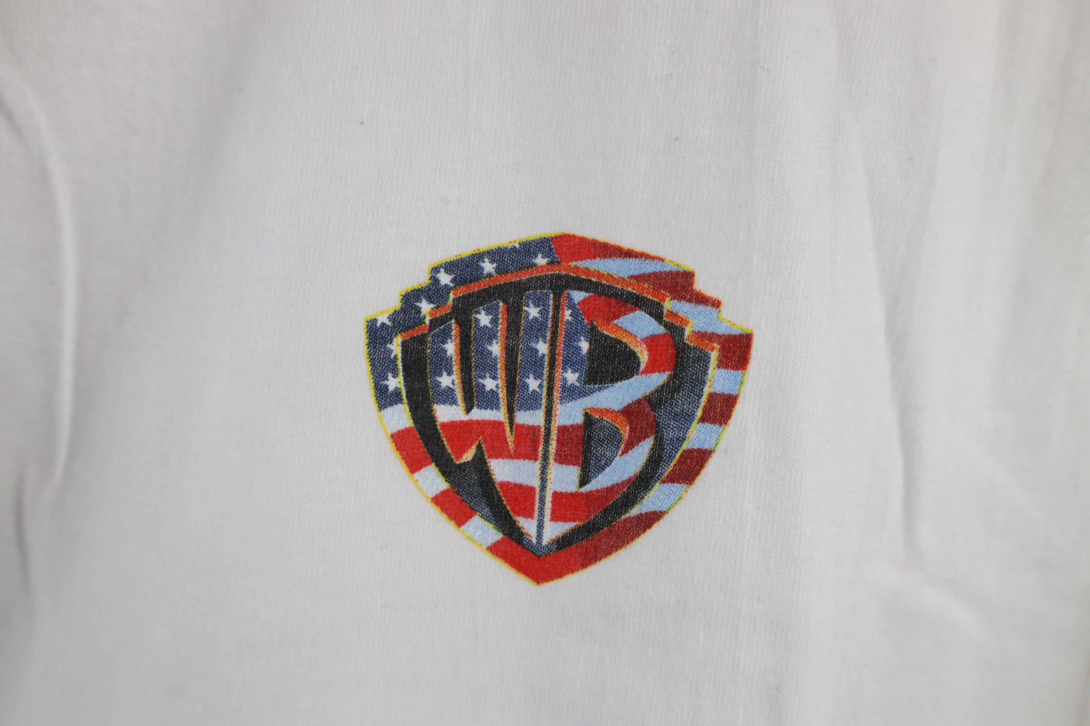 Vintage Vintage 90s Warner Brothers Flag Shield Logo T-Shirt White Size US XL / EU 56 / 4 - 5 Thumbnail