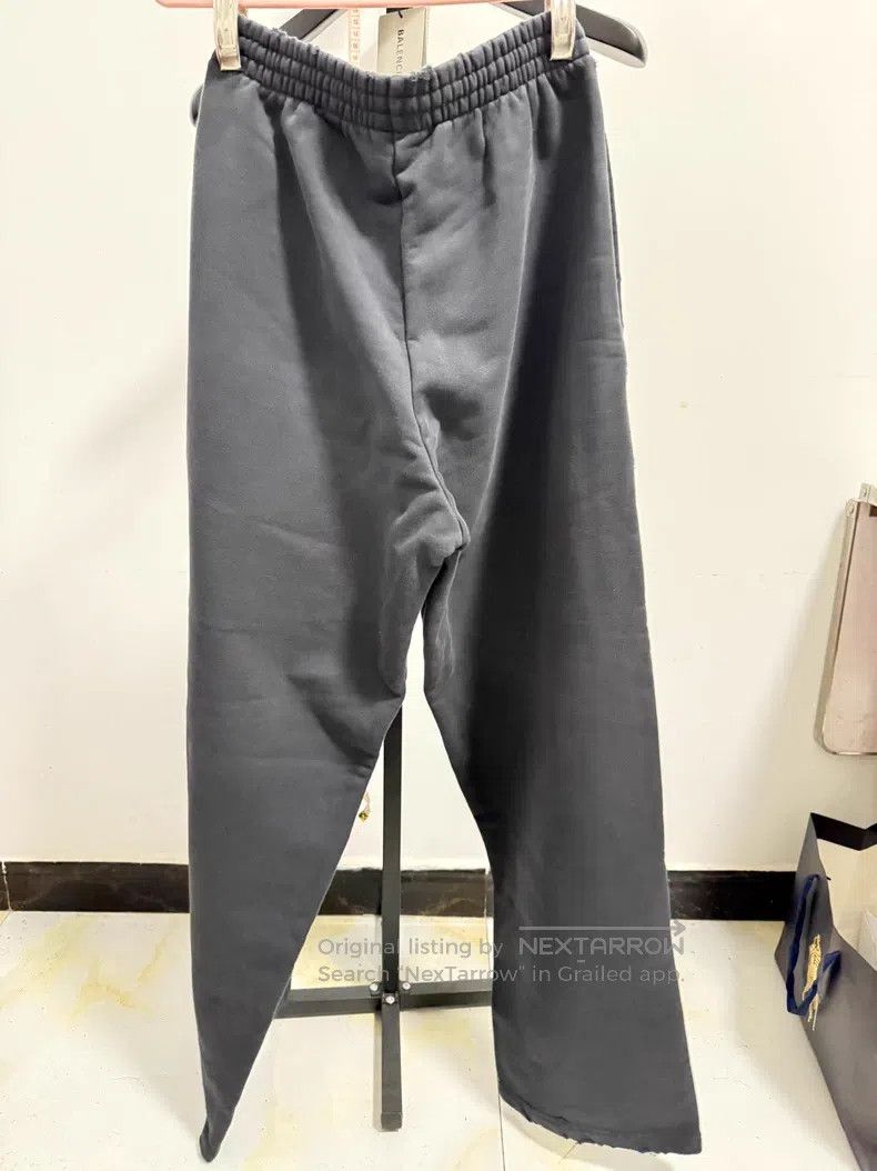 Balenciaga Balenciaga size XS Reversed distressed lettering water-was Size US 27 - 2 Thumbnail