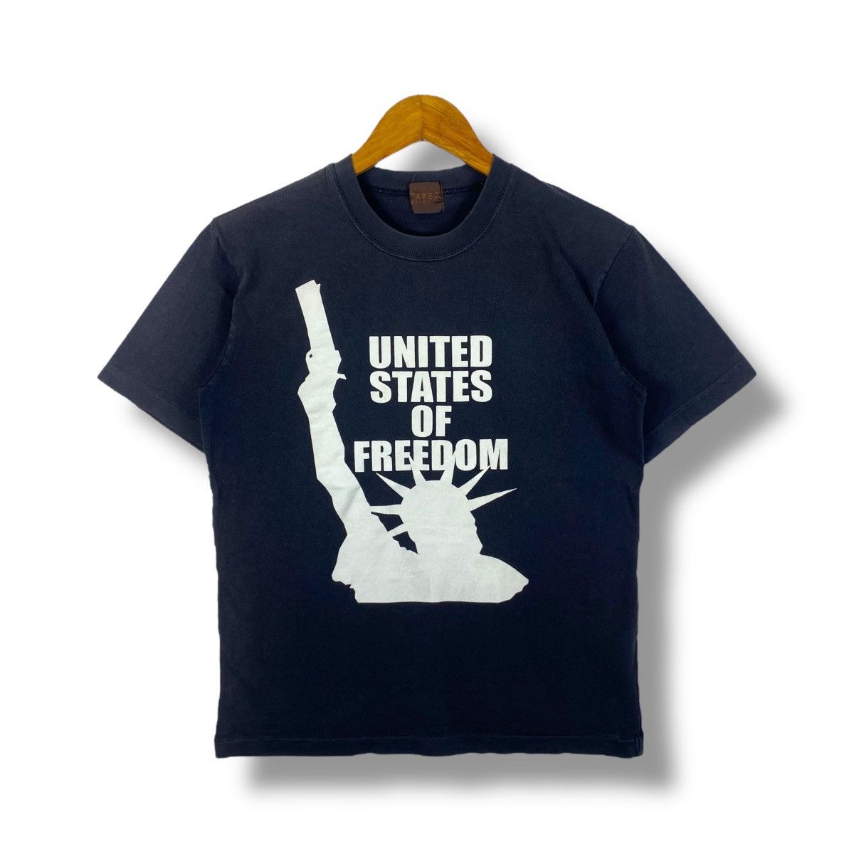 Takeo Kikuchi Vintage TAKEO KIKUCHI United States Of Freedom Graphic Tee Size US M / EU 48-50 / 2 - 1 Thumbnail