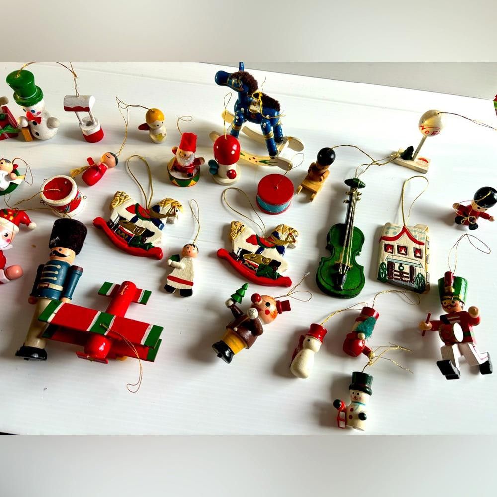 Designer Lot of 31 Vintage Wooden Ornaments Size ONE SIZE - 1 Thumbnail