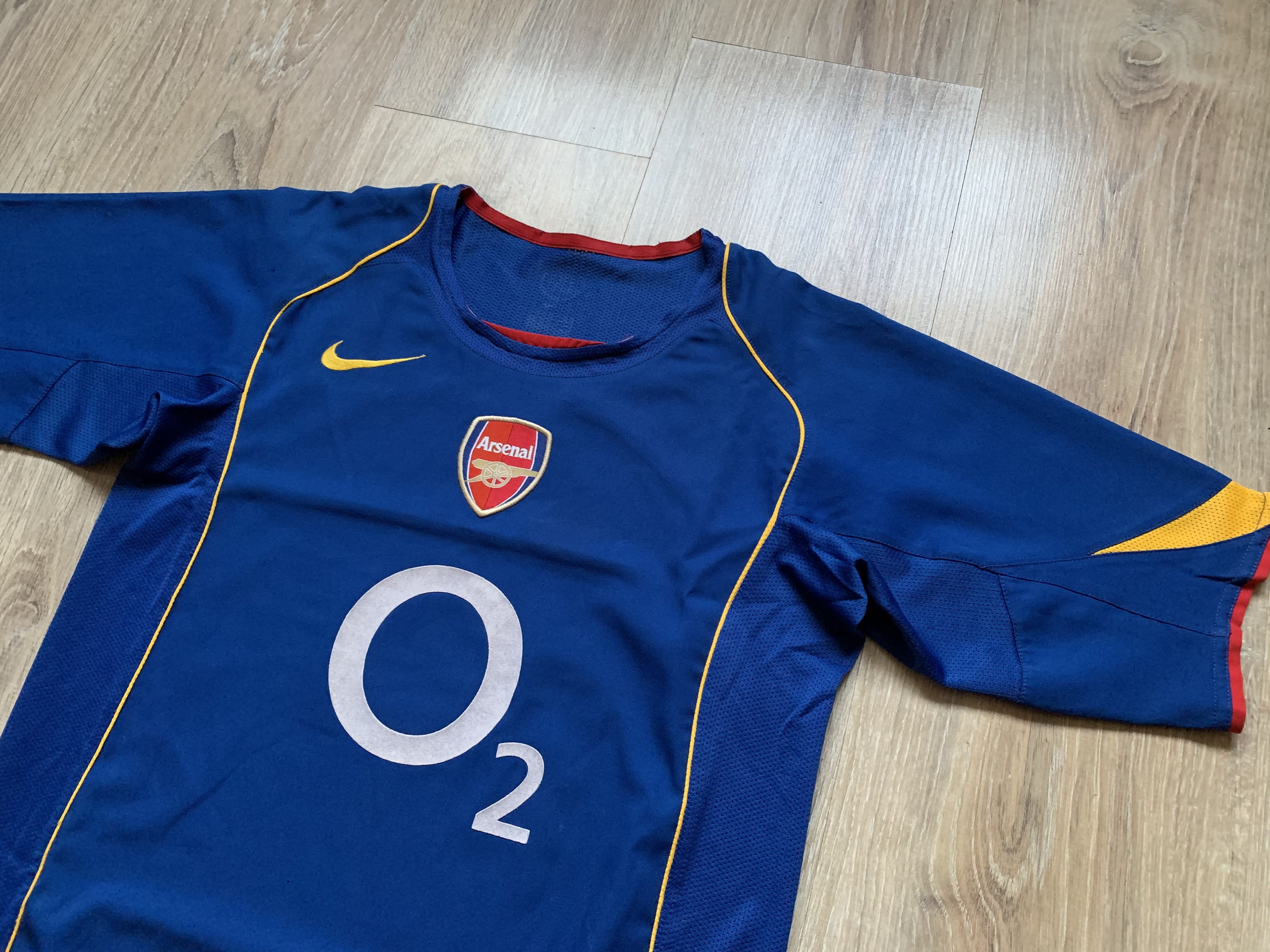 Nike × Vintage Kids Vintage Nike Arsenal Away Shirt 2004-2006 Size US XXS / EU 40 - 4 Thumbnail