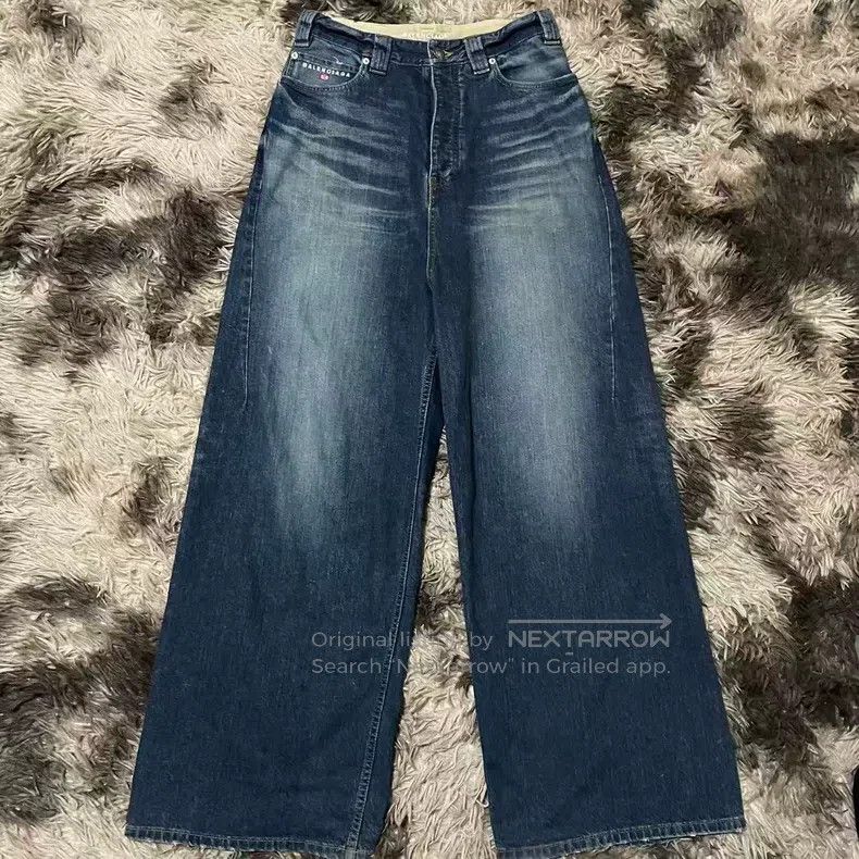 Balenciaga Balenciaga size XS Distressed Denim Jeans Size US 27 - 1 Thumbnail