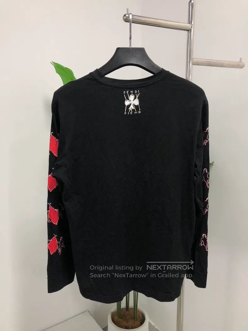 Fendi Fendi Graffiti Heart Round Neck Sweatshirt - Black Size US S / EU 44-46 / 1 - 2 Thumbnail