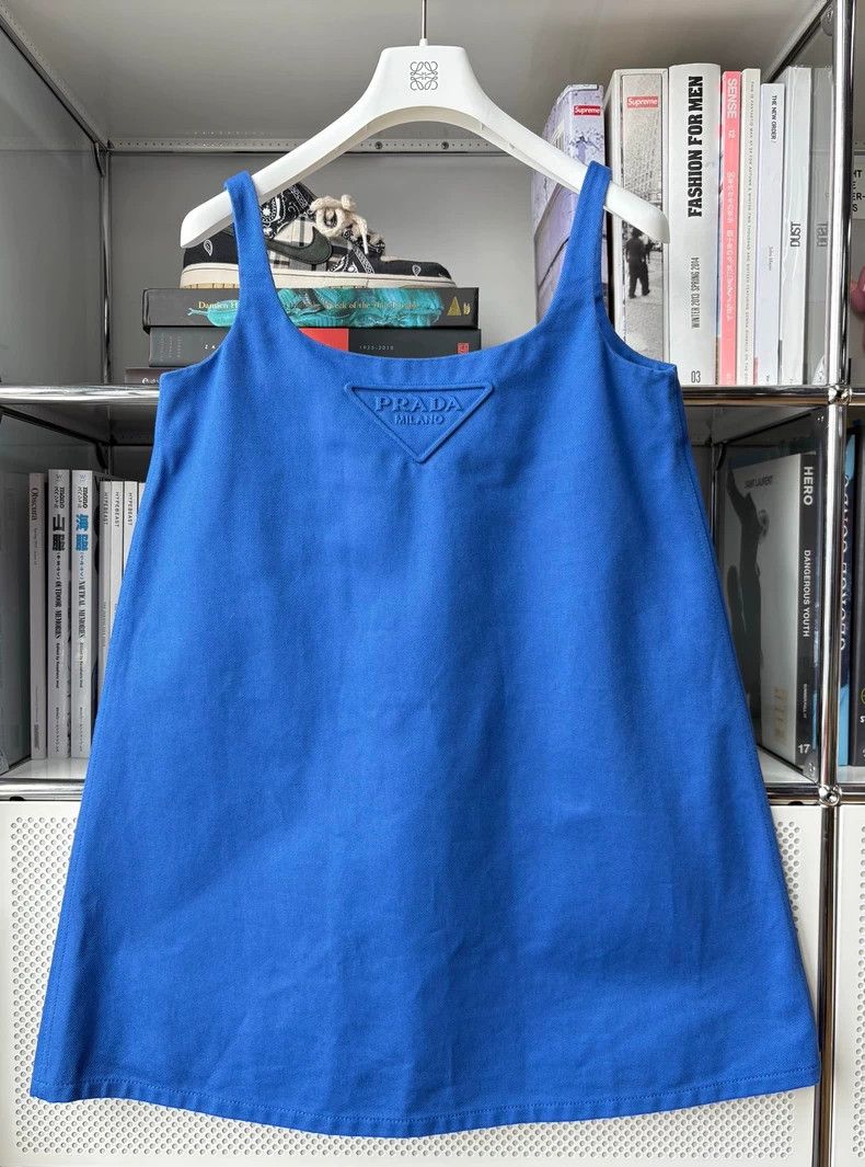 Prada Prada Blue big triangle standard pure cotton sleeveless su Size XS / US 0-2 / IT 36-38 - 1 Thumbnail