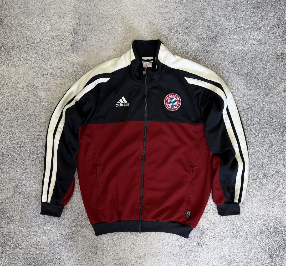 Adidas Adidas Bayern Munich Track Jacket Men Vintage 2001 Climalite Size US L / EU 52-54 / 3 - 1 Thumbnail