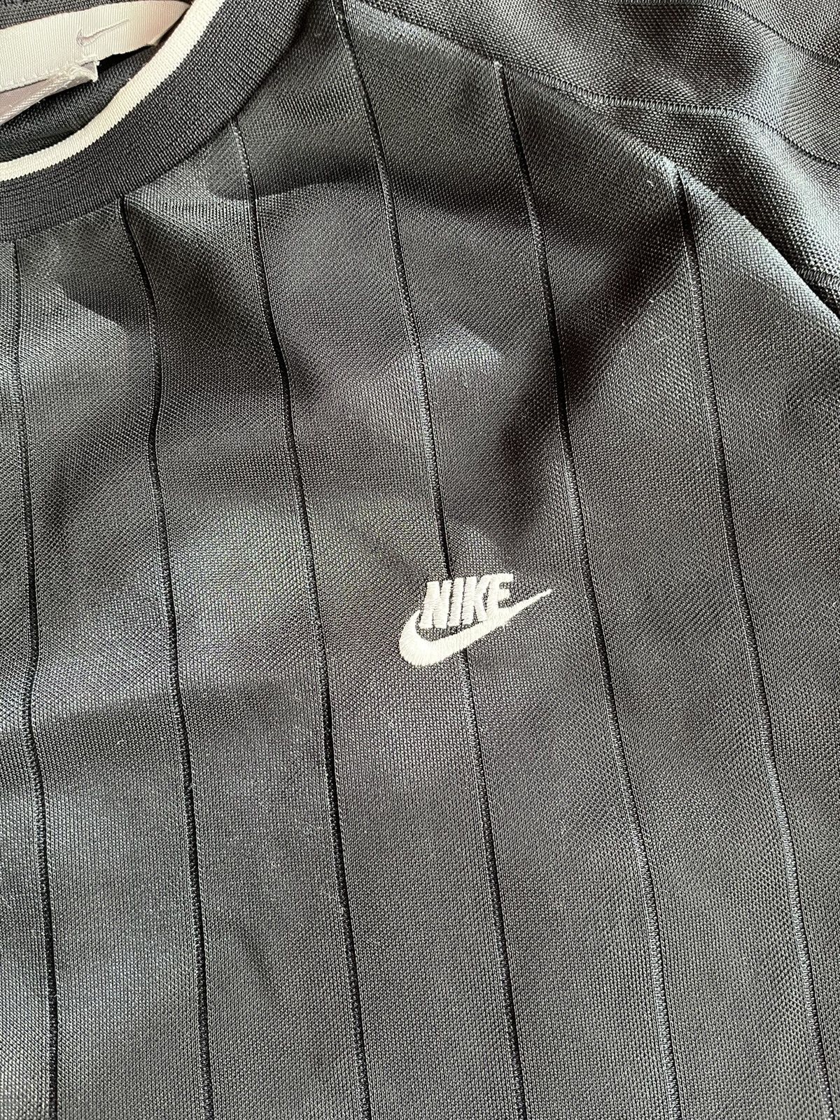 Other Vintage Nike tshirt y2k jersey Size US M / EU 48-50 / 2 - 3 Thumbnail