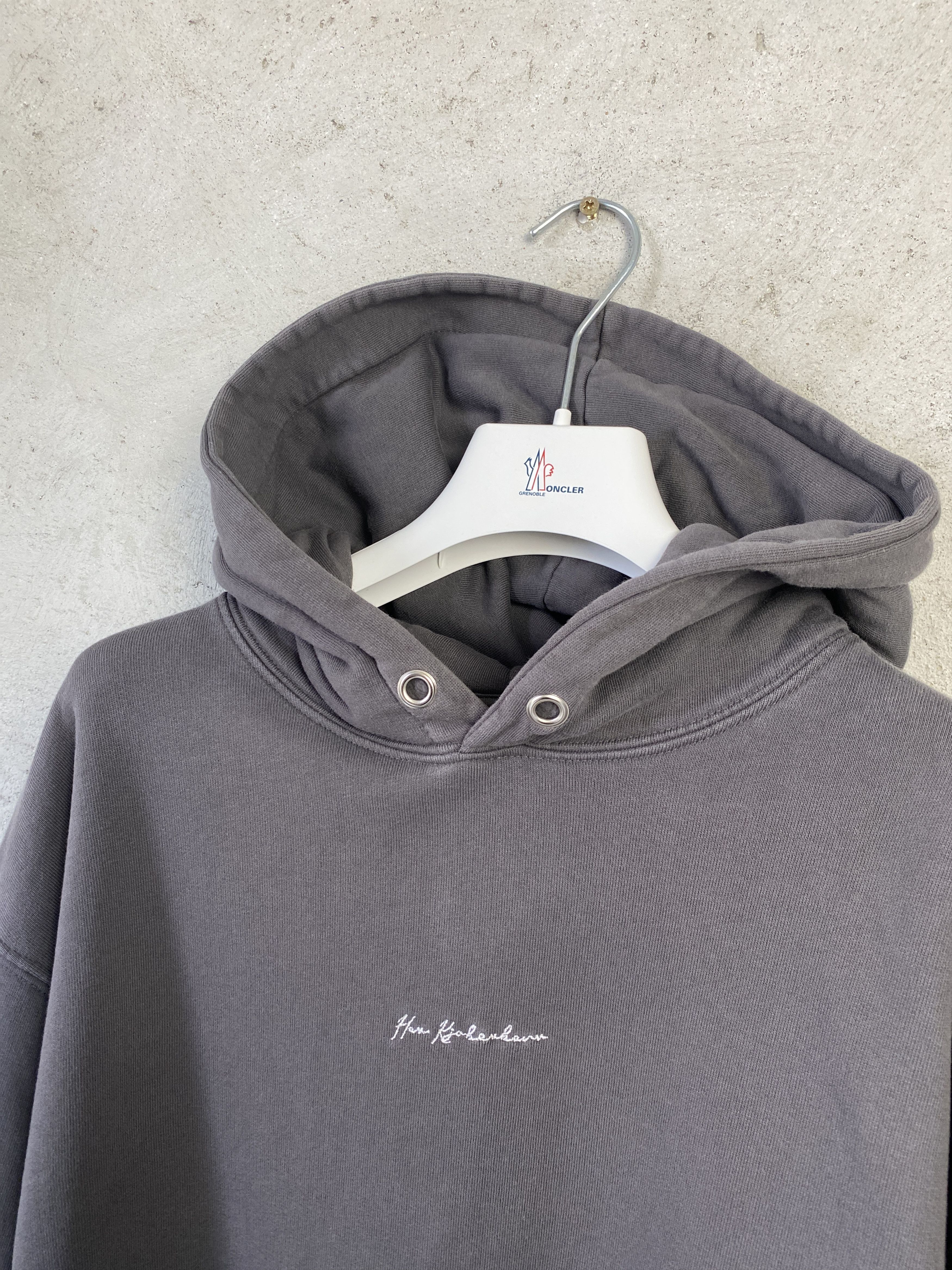 Han Kjobenhavn Han Kjobenhavn center logo hoodie casual Size L / US 10 / IT 46 - 2 Thumbnail