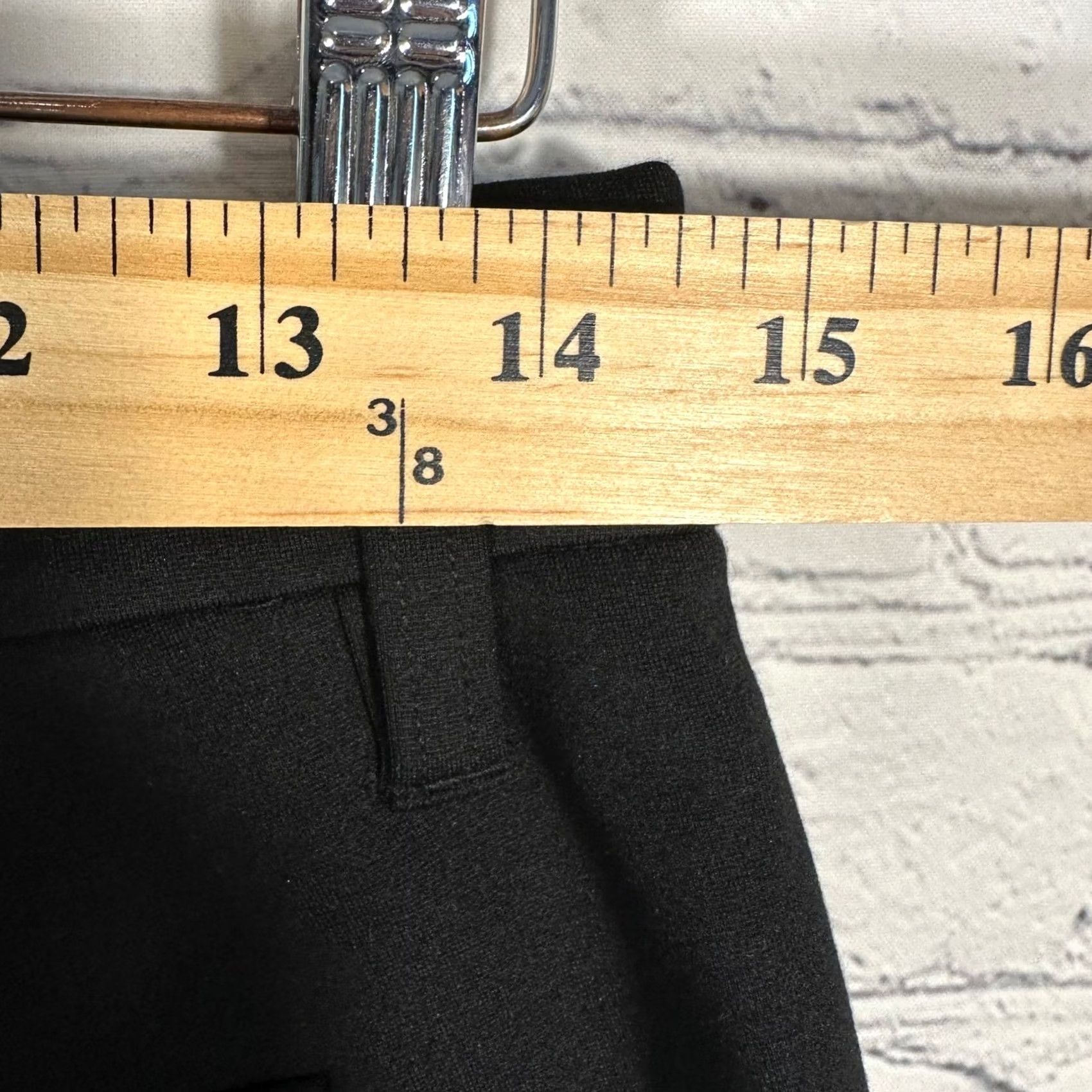 Eileen Fisher Eileen Fisher Petite Black Organic Linen Trousers Pants PS Dress Pants Womens Size 28" / US 6 / IT 42 - 4 Thumbnail