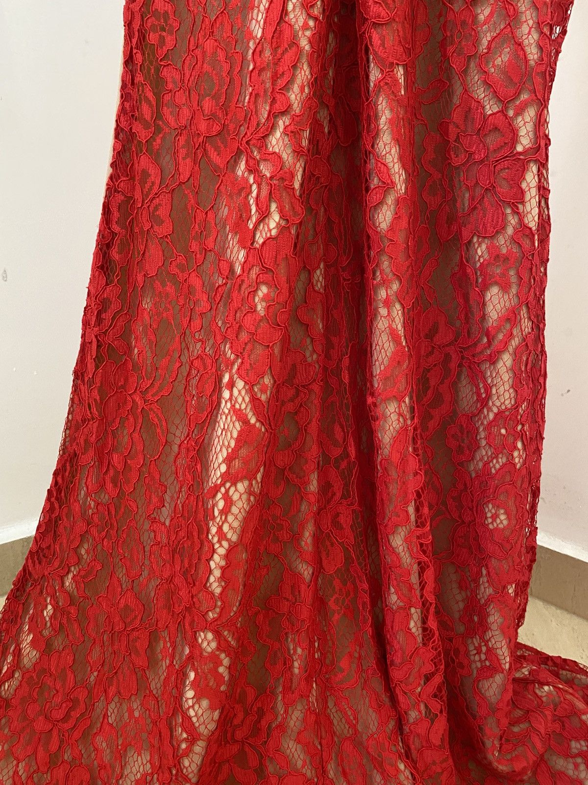 Other Elegant long red lace dress. Size XS / US 0-2 / IT 36-38 - 5 Thumbnail
