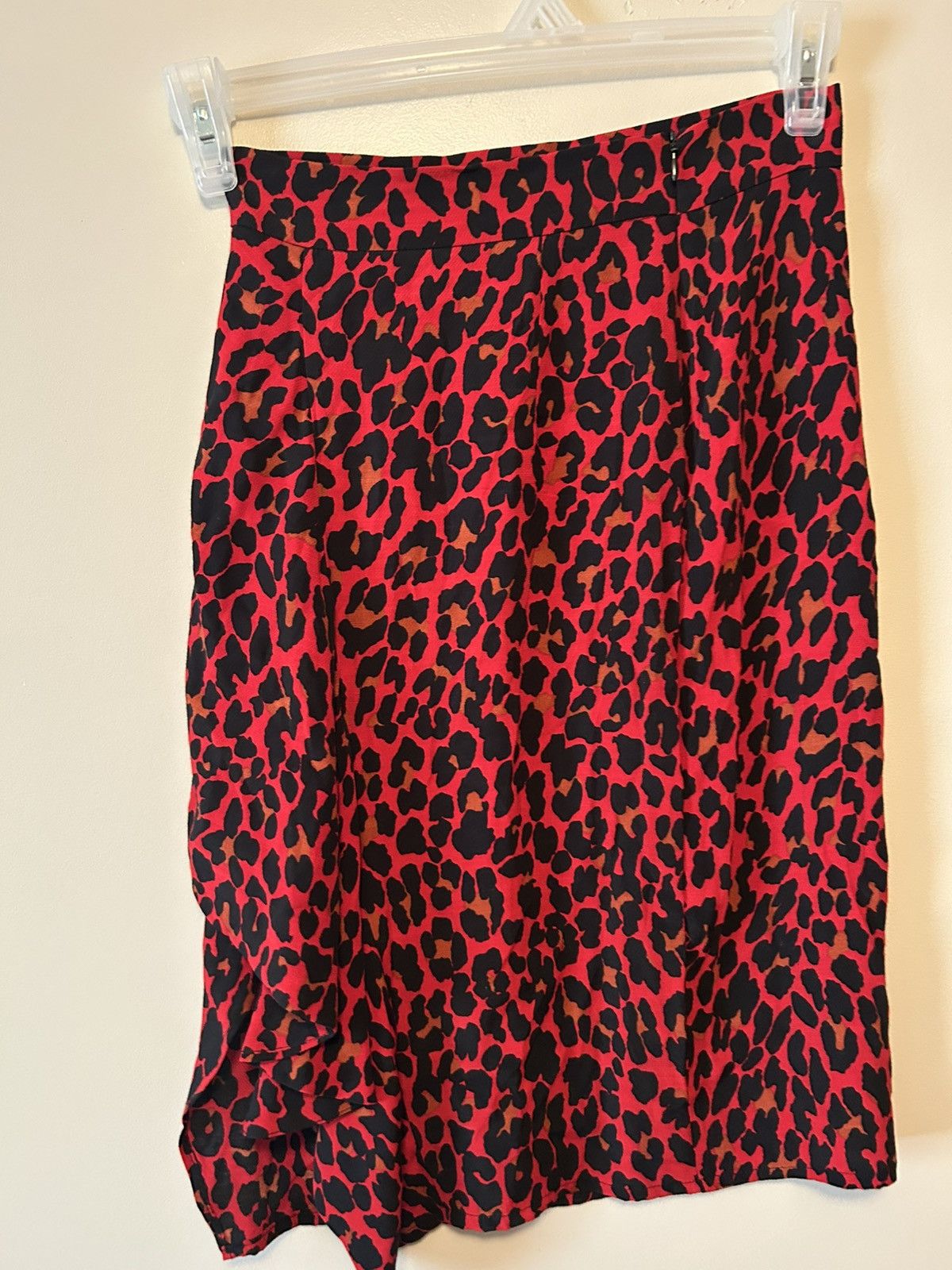 Zara Red Zara Basics Cheetah Skirt XS Size 26" / US 2 / IT 38 - 1 Thumbnail