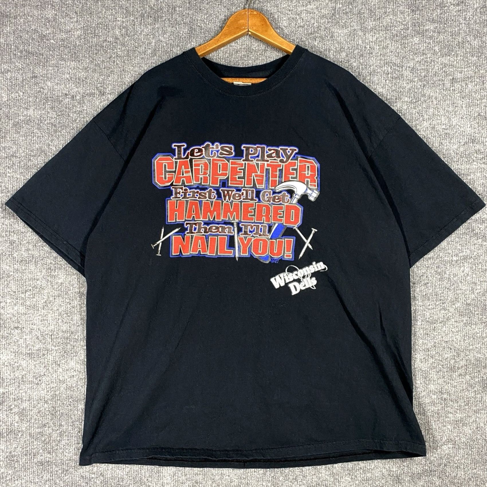 Gildan VINTAGE Wisconsin Dells Lets Play Carpenter T Shirt 2XL Black Naughty Lets Play Carpenter Mens T-Shirt Size US XXL / EU 58 / 5 - 2 Thumbnail