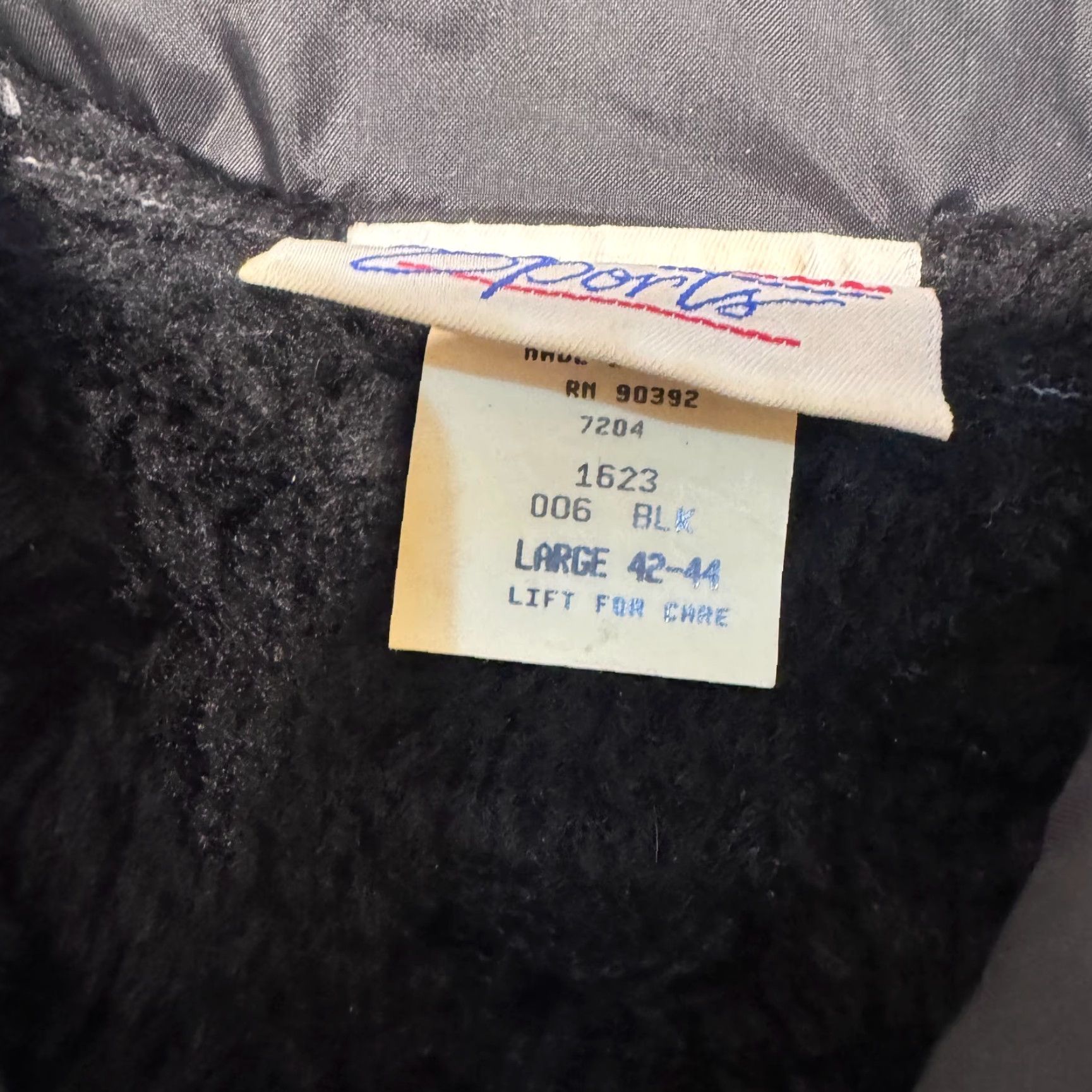 Vintage VINTAGE Hartwell Jacket Bomber L Mens L Black Nylon Lined Fleece USA Stagecoach Alaska Tour Button Front Crewneck? Size US L / EU 52-54 / 3 - 4 Thumbnail