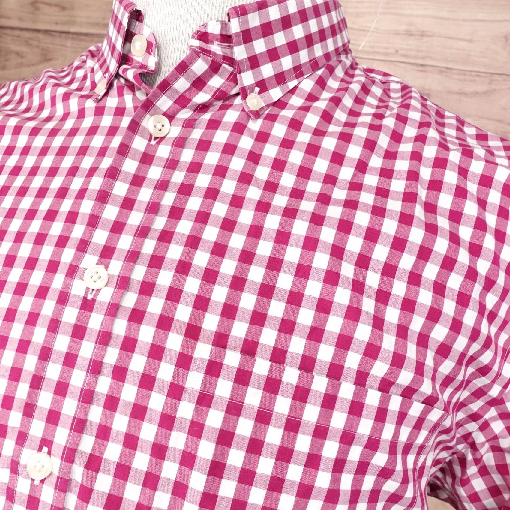 Charles Tyrwhitt CHARLES TYRWHITT WEEKEND NON IRON CLASSIC FIT S/S BUTTON DOWN SHIRT MENS XL MENS XL FUSCIA Check Cotton Button-Up Collared Short Sleeve Vintage: No Size US XL / EU 56 / 4 - 2 Thumbnail